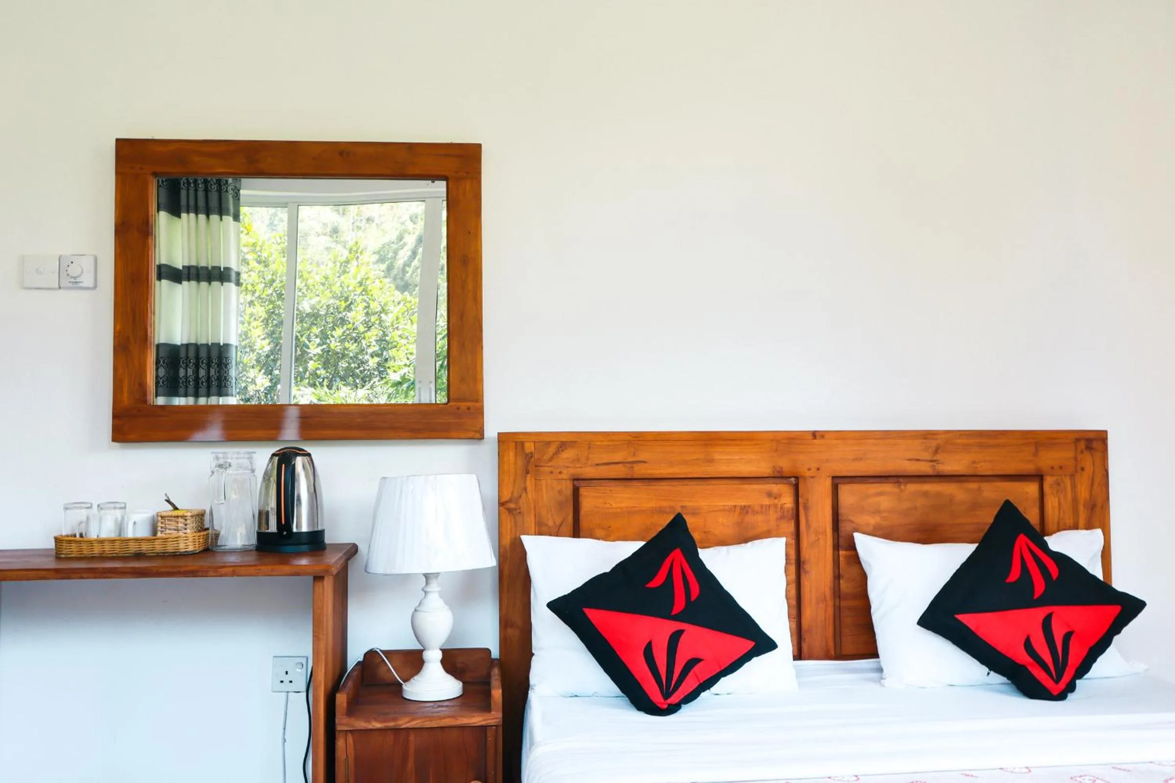 Coffee/tea facilities, Bed in Top Mountain Resort