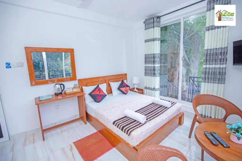 Communal lounge/ TV room, Bed in Top Mountain Resort