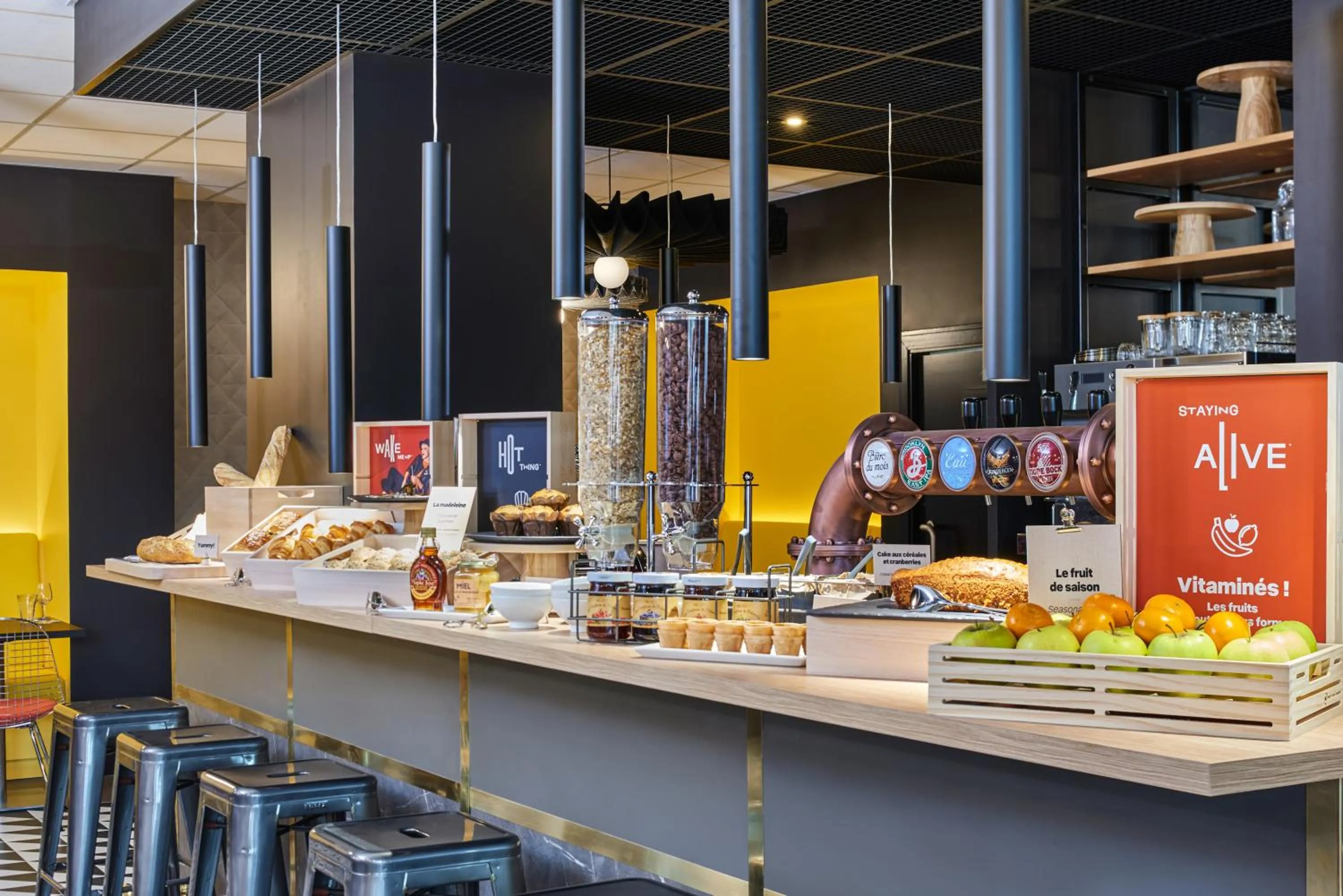 Breakfast in ibis Clamart Paris Velizy