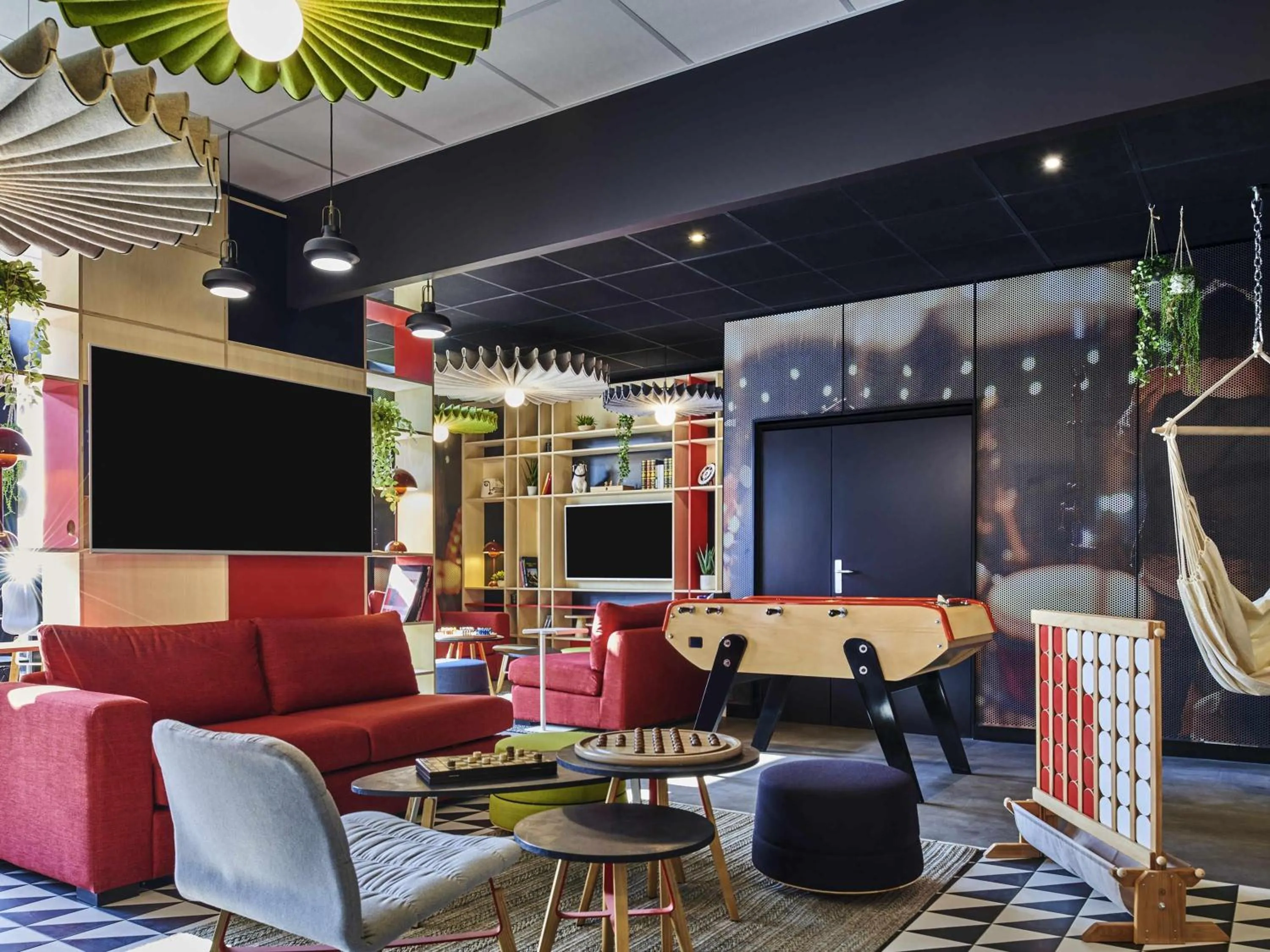 Property building in ibis Clamart Paris Velizy