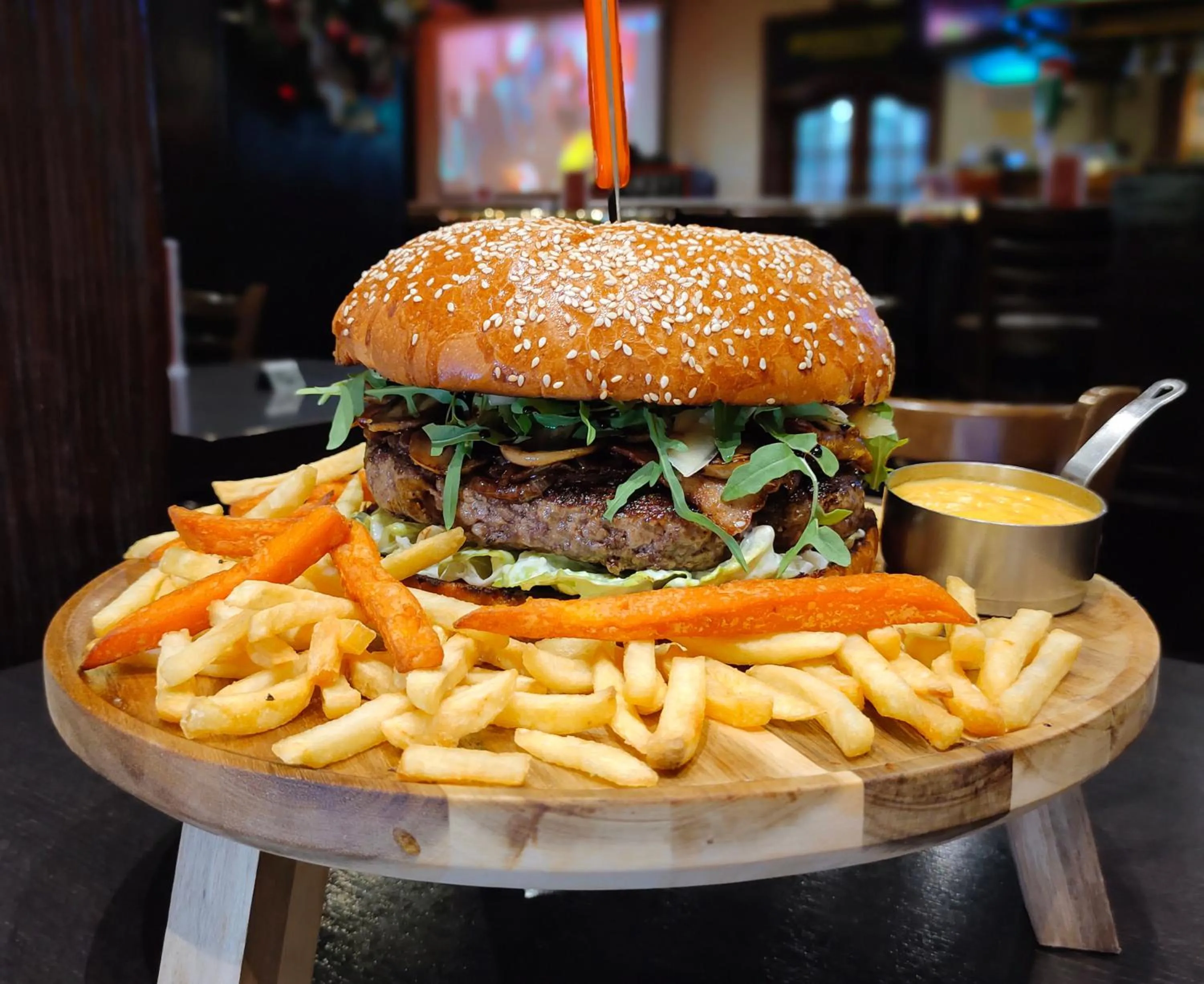 Restaurant/places to eat in Millennium Plaza Downtown Suites