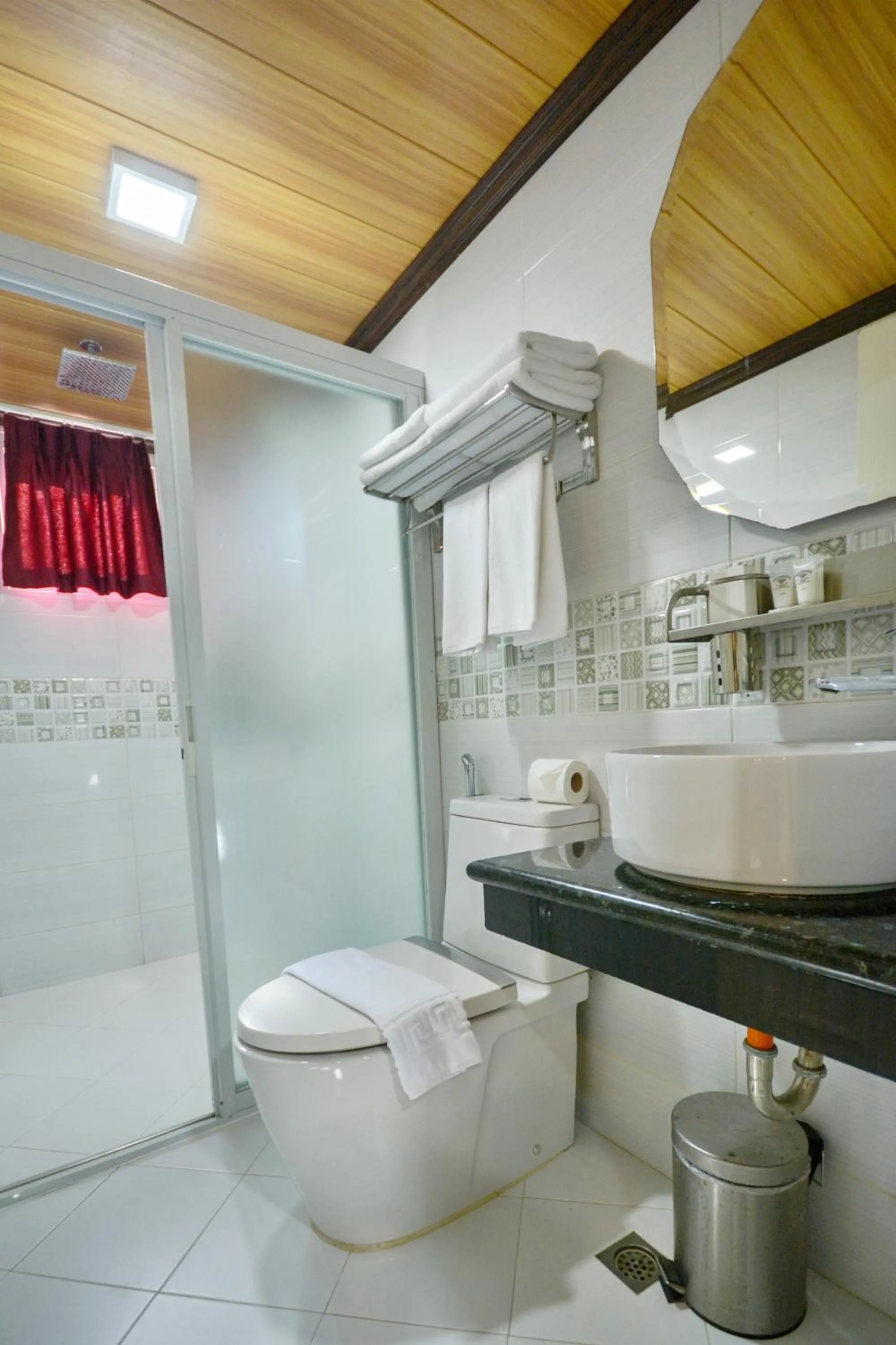 Bathroom in Diamond Water Edge Resort