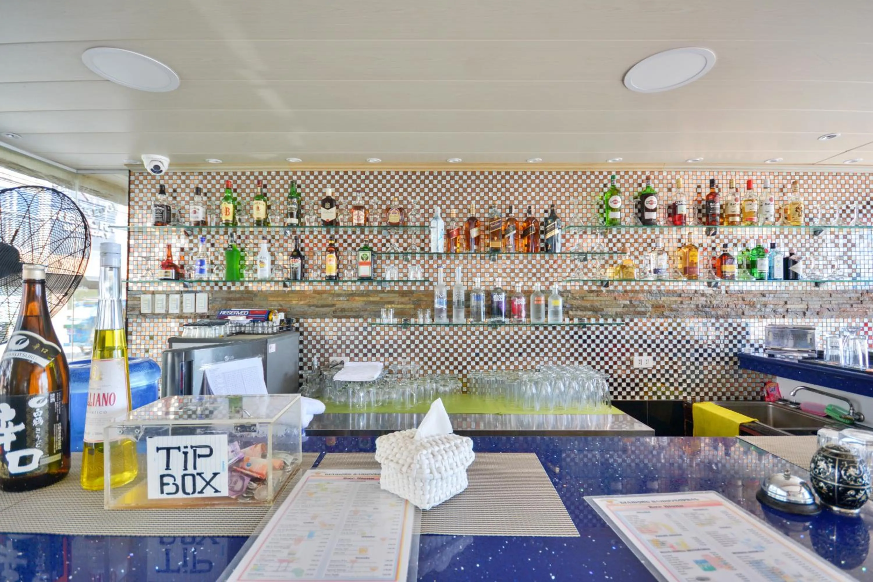 Lounge or bar in Diamond Water Edge Resort