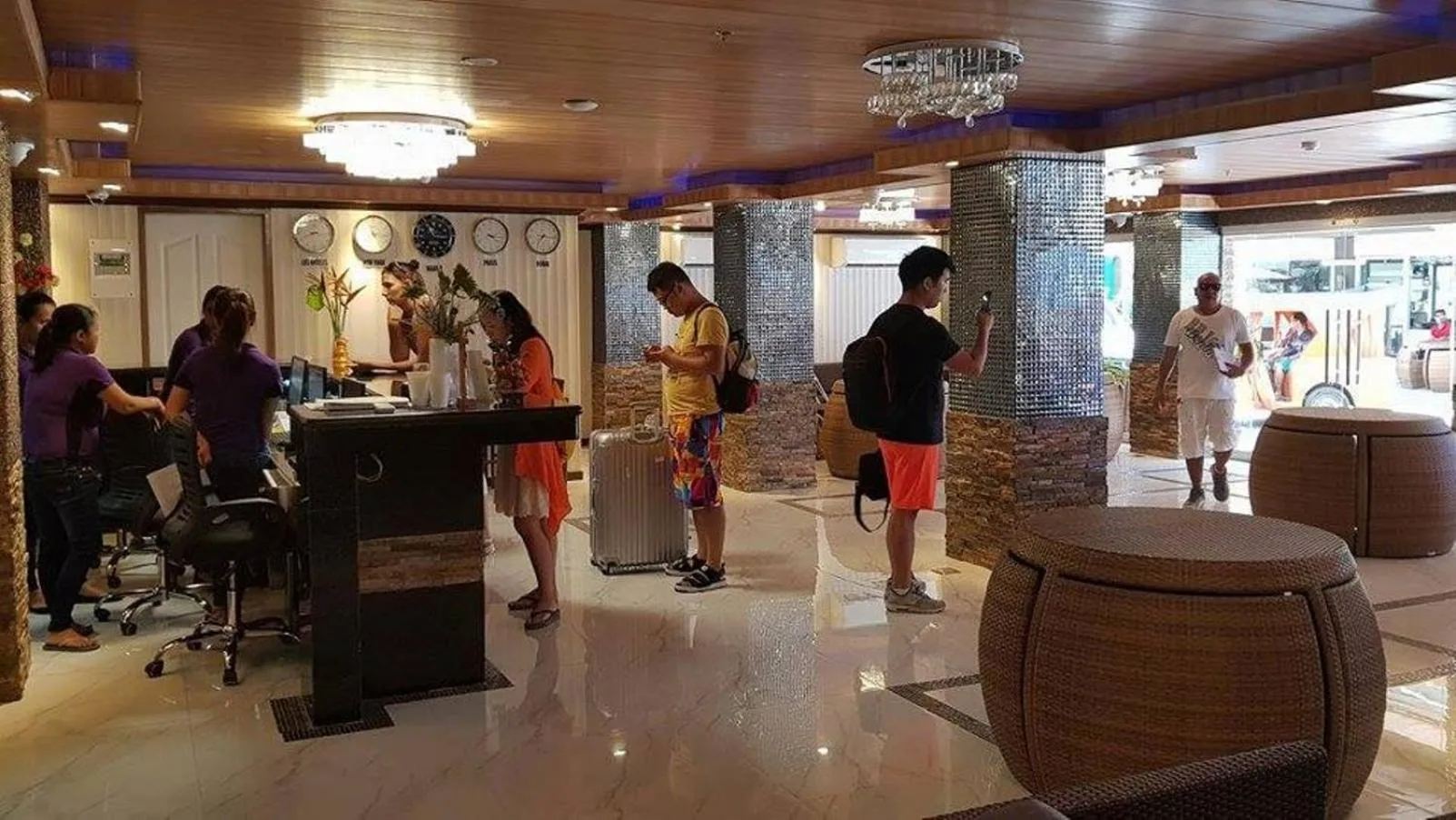 Lobby or reception in Diamond Water Edge Resort