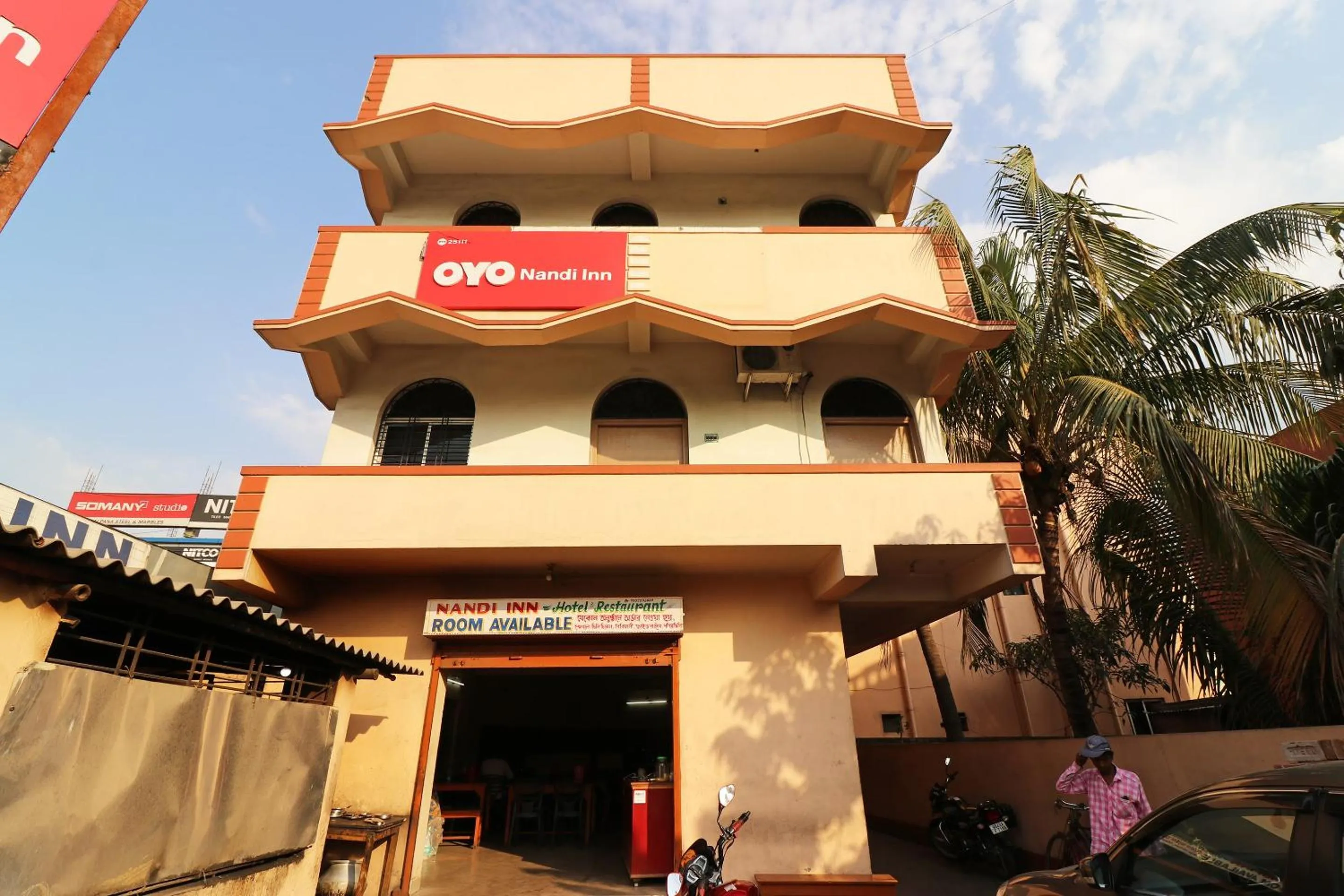 Facade/entrance in Super Hotel O Nandi Inn