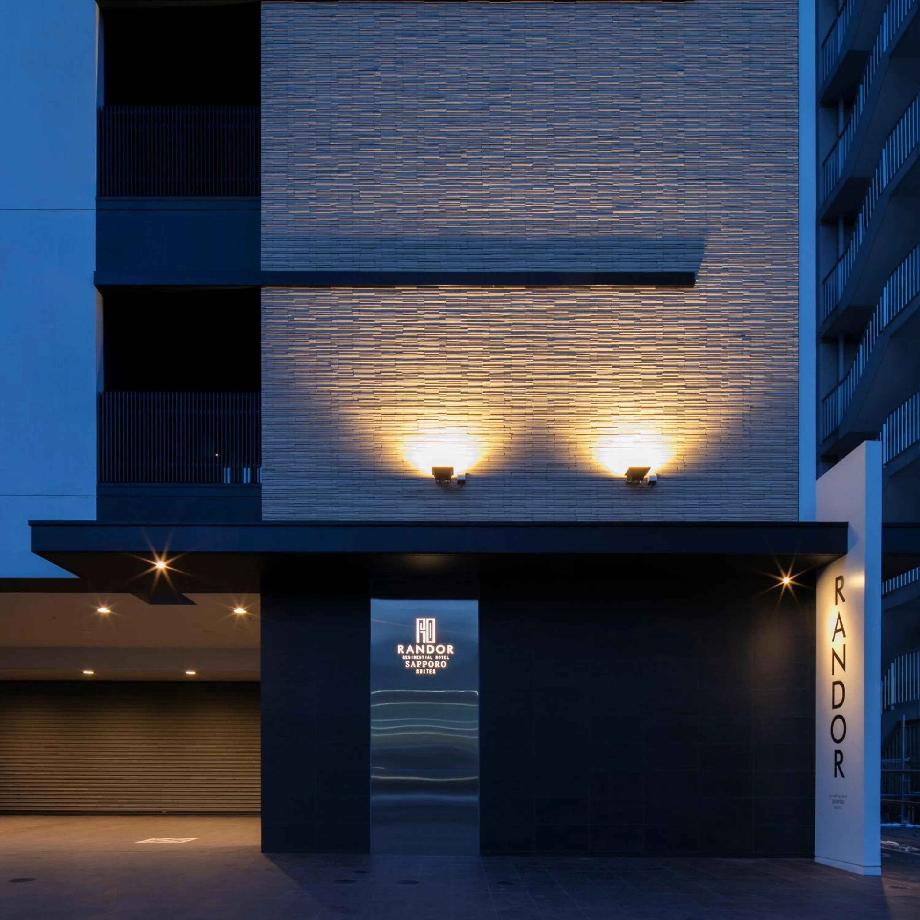 Facade/entrance in Randor Hotel Sapporo Suites