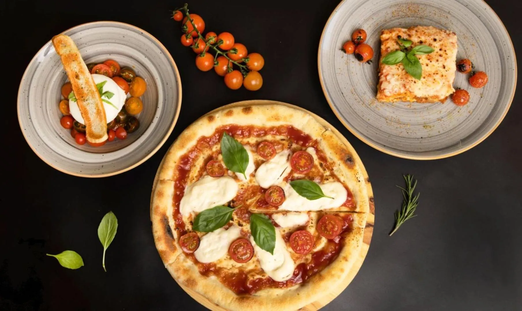 Restaurant/places to eat in Crowne Plaza Jordan Dead Sea Resort & Spa by IHG