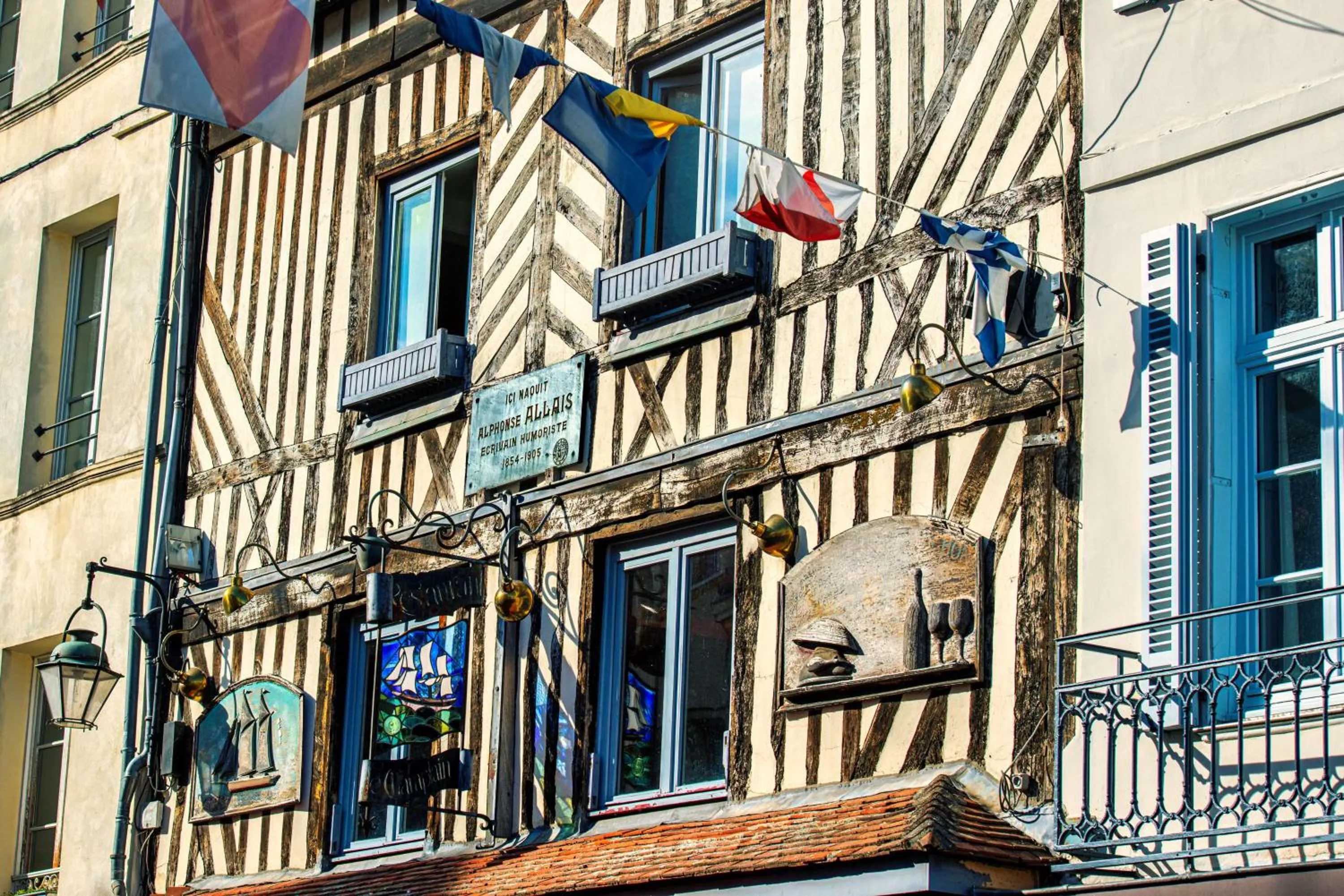 Nearby landmark in Les Maisons de Léa & Spa - Radisson Individuals