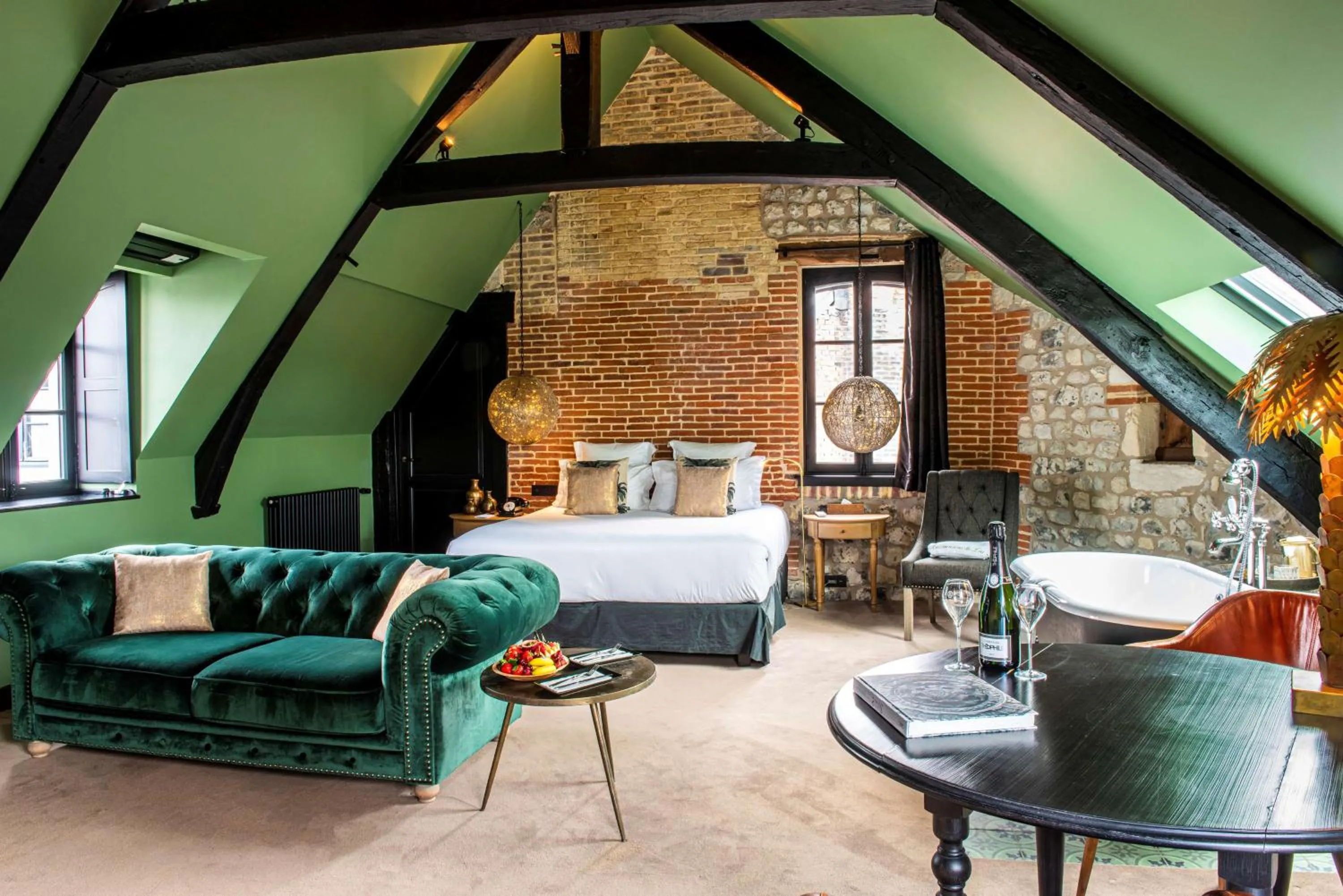 Property building in Les Maisons de Léa & Spa - Radisson Individuals