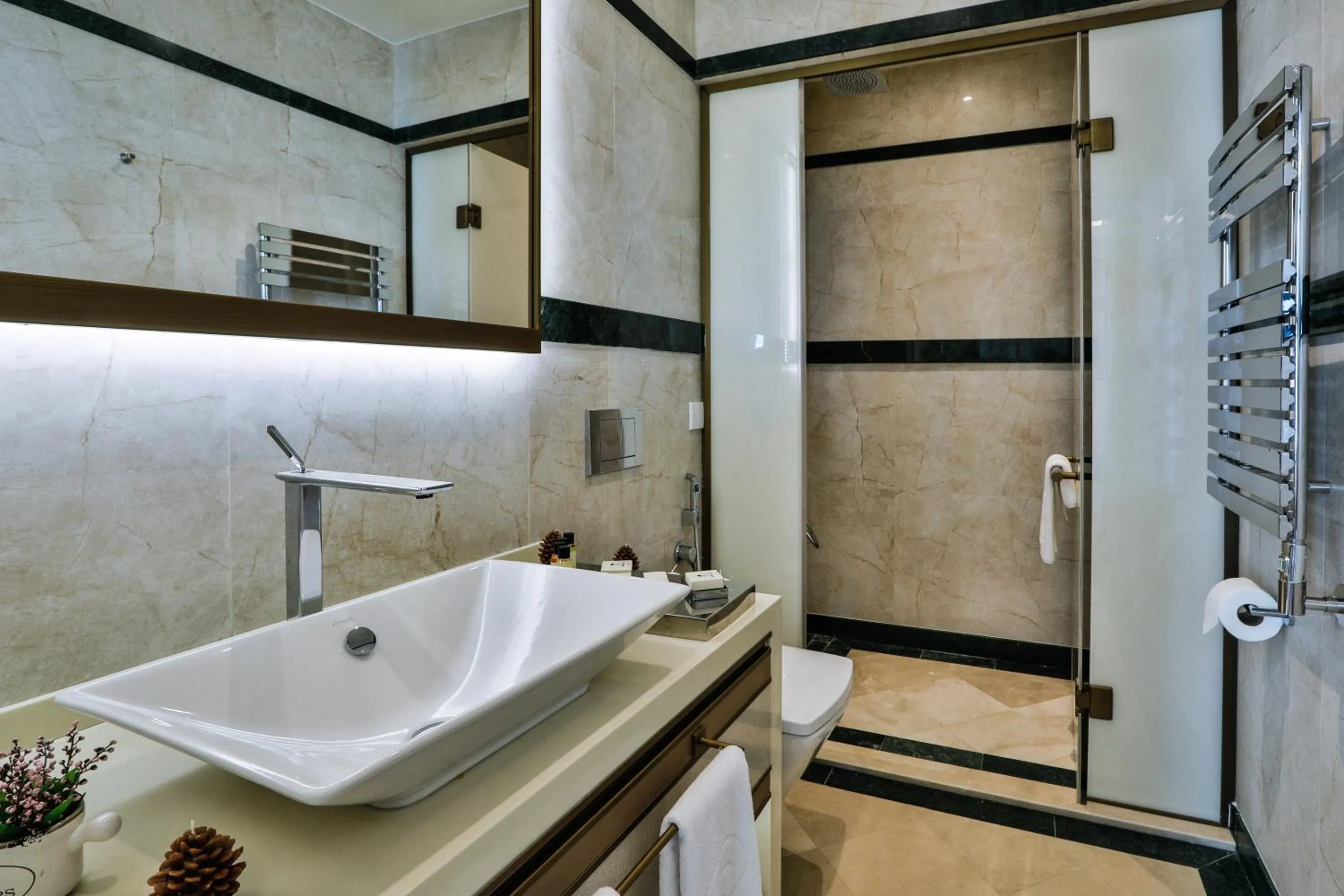 Shower in Dreamland Golf Hotel Baku