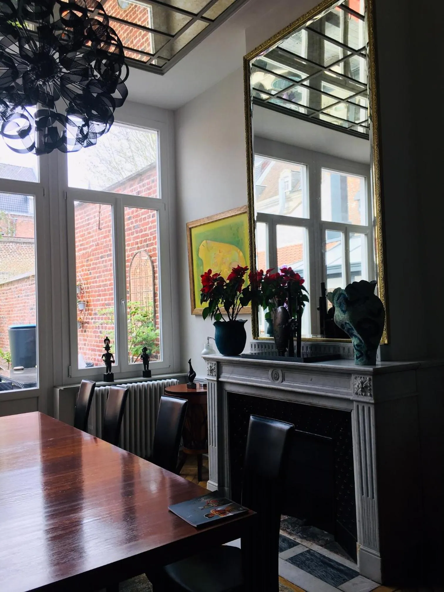 Decorative detail in LES CHAMBRES D'HOTES DU PALAIS