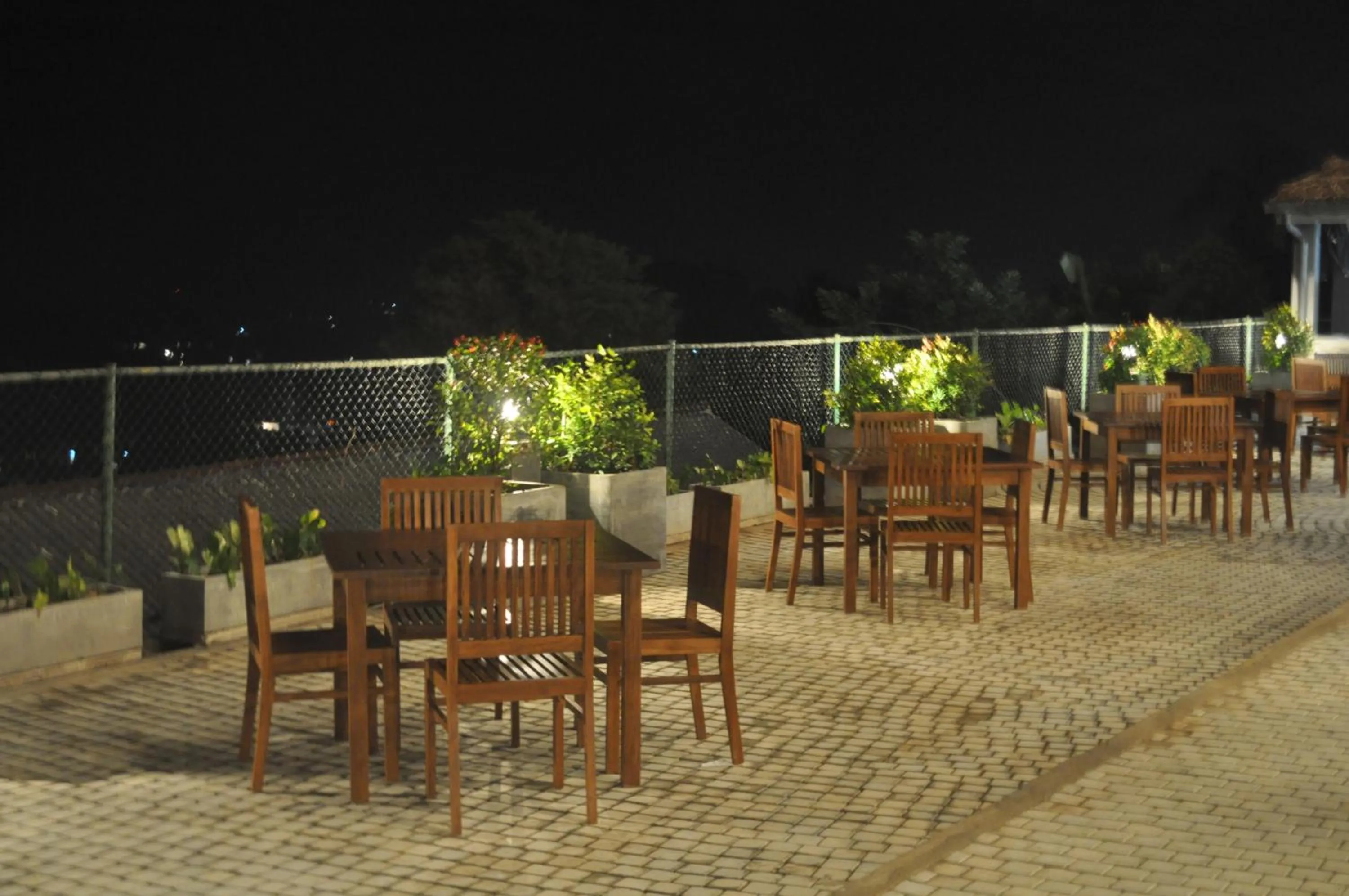 Restaurant/places to eat in Amaara Sky Hotel Kandy