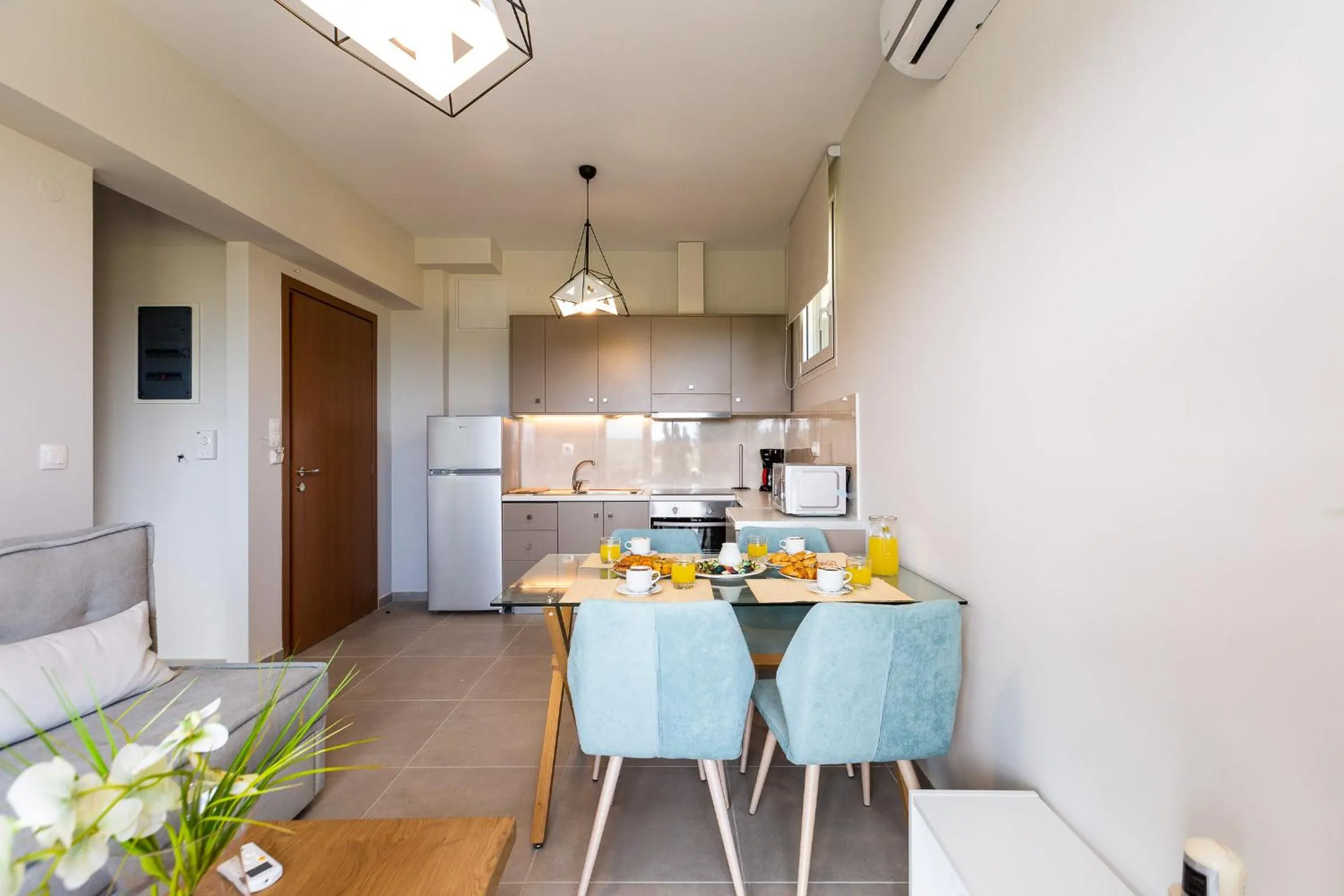 Kitchen or kitchenette in Vigla Suites
