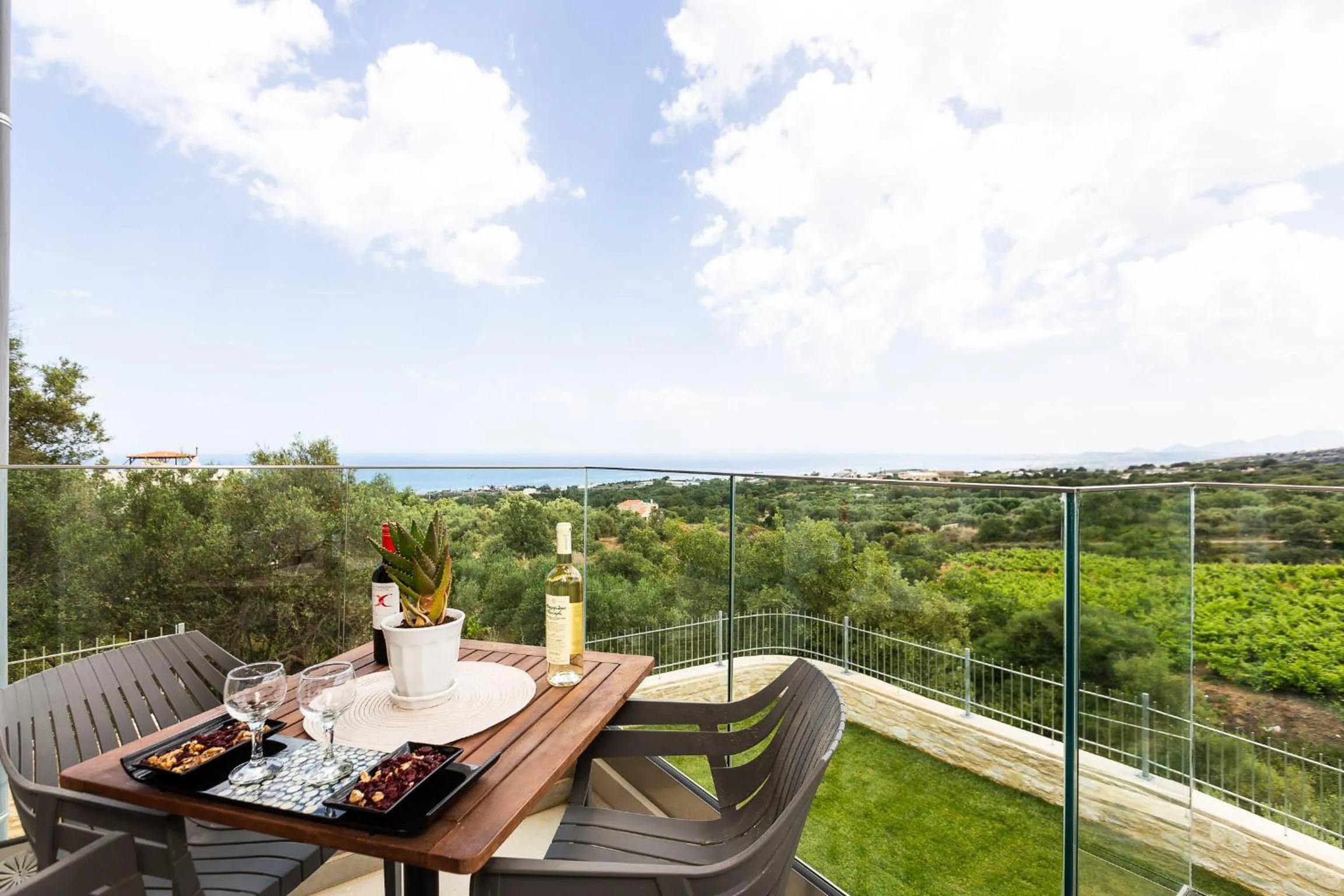 Balcony/Terrace in Vigla Suites