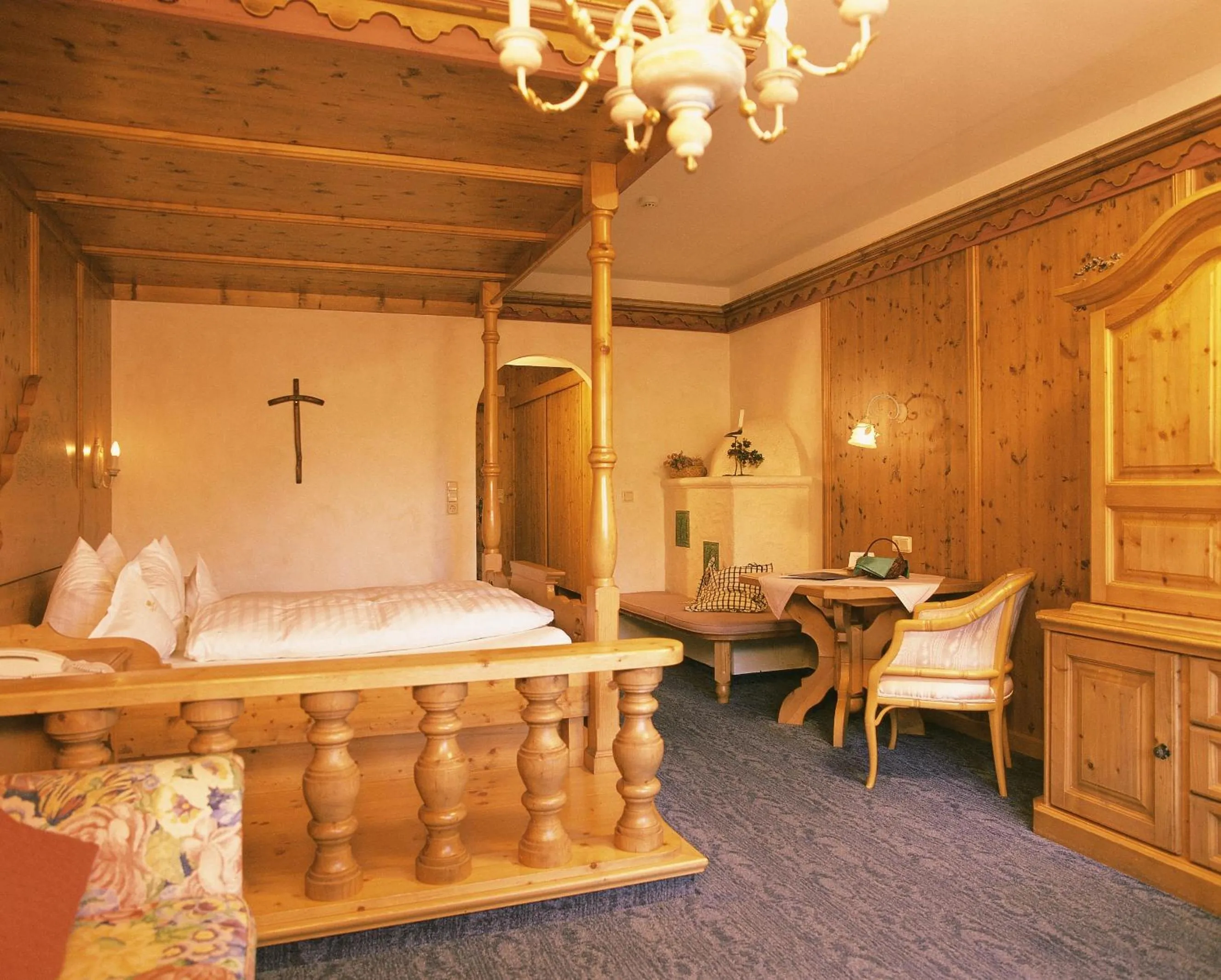 Bedroom, Bed in Das Traditionshotel Schwarzer Adler