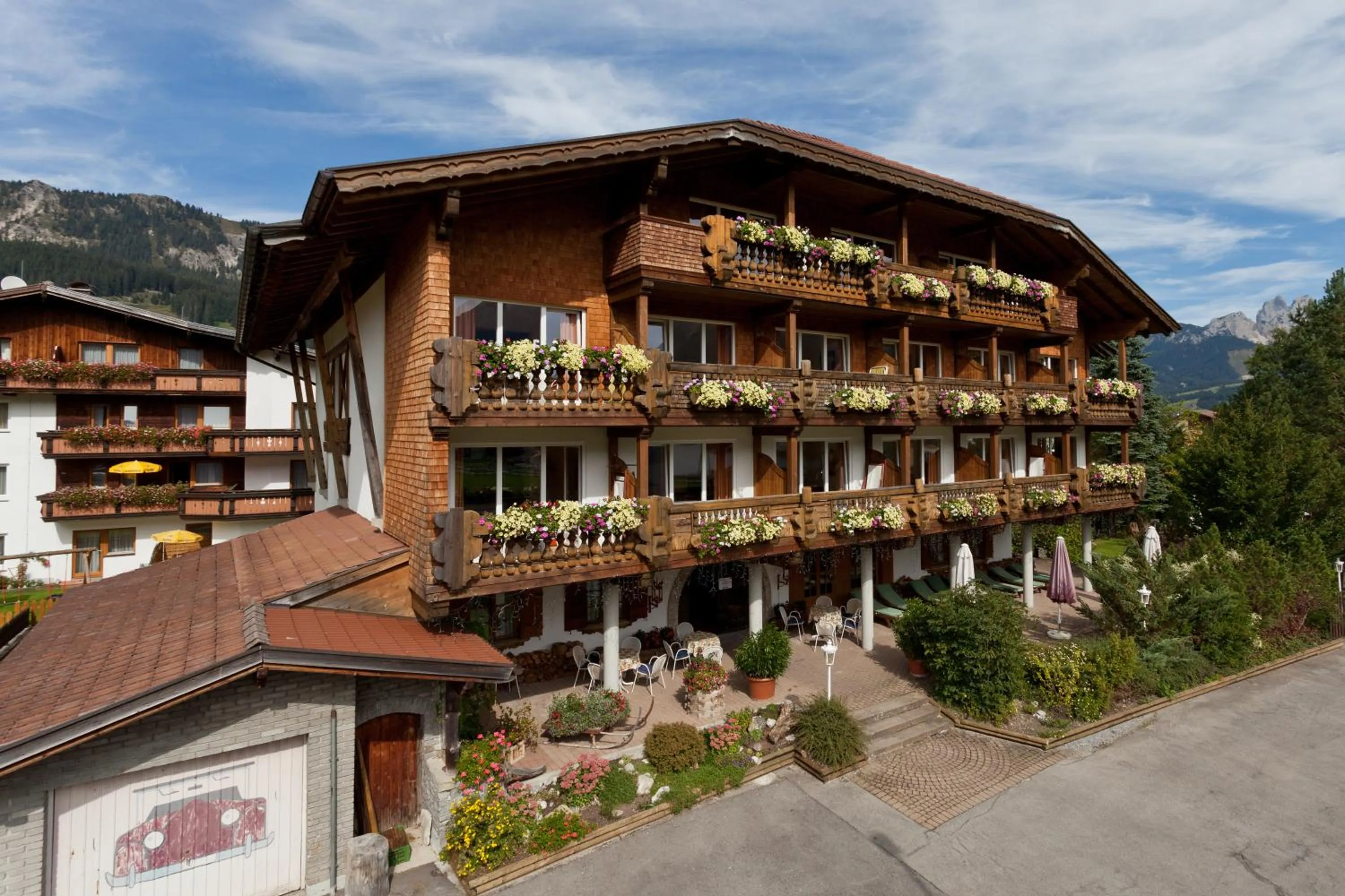 Property building in Das Traditionshotel Schwarzer Adler
