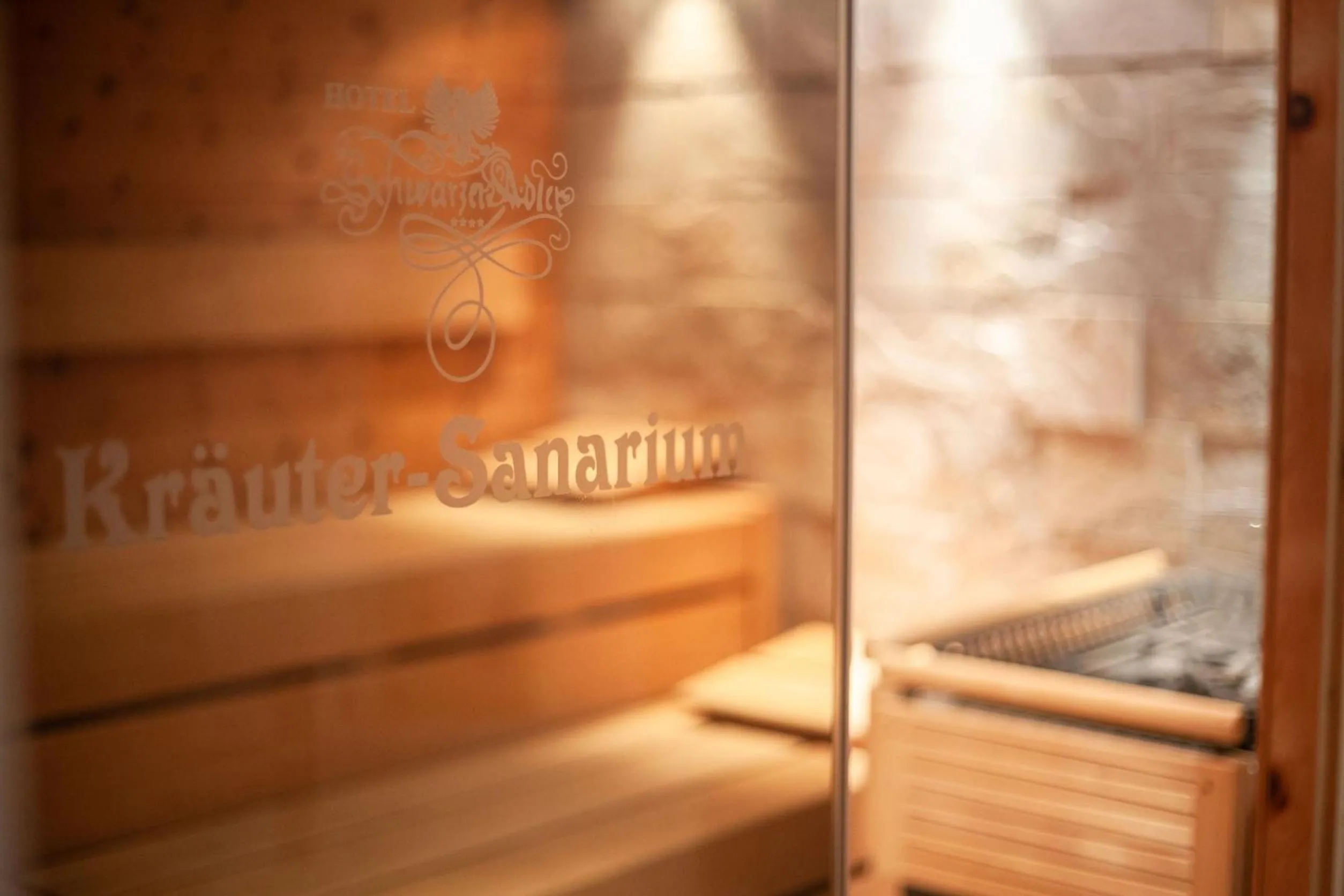 Sauna in Das Traditionshotel Schwarzer Adler