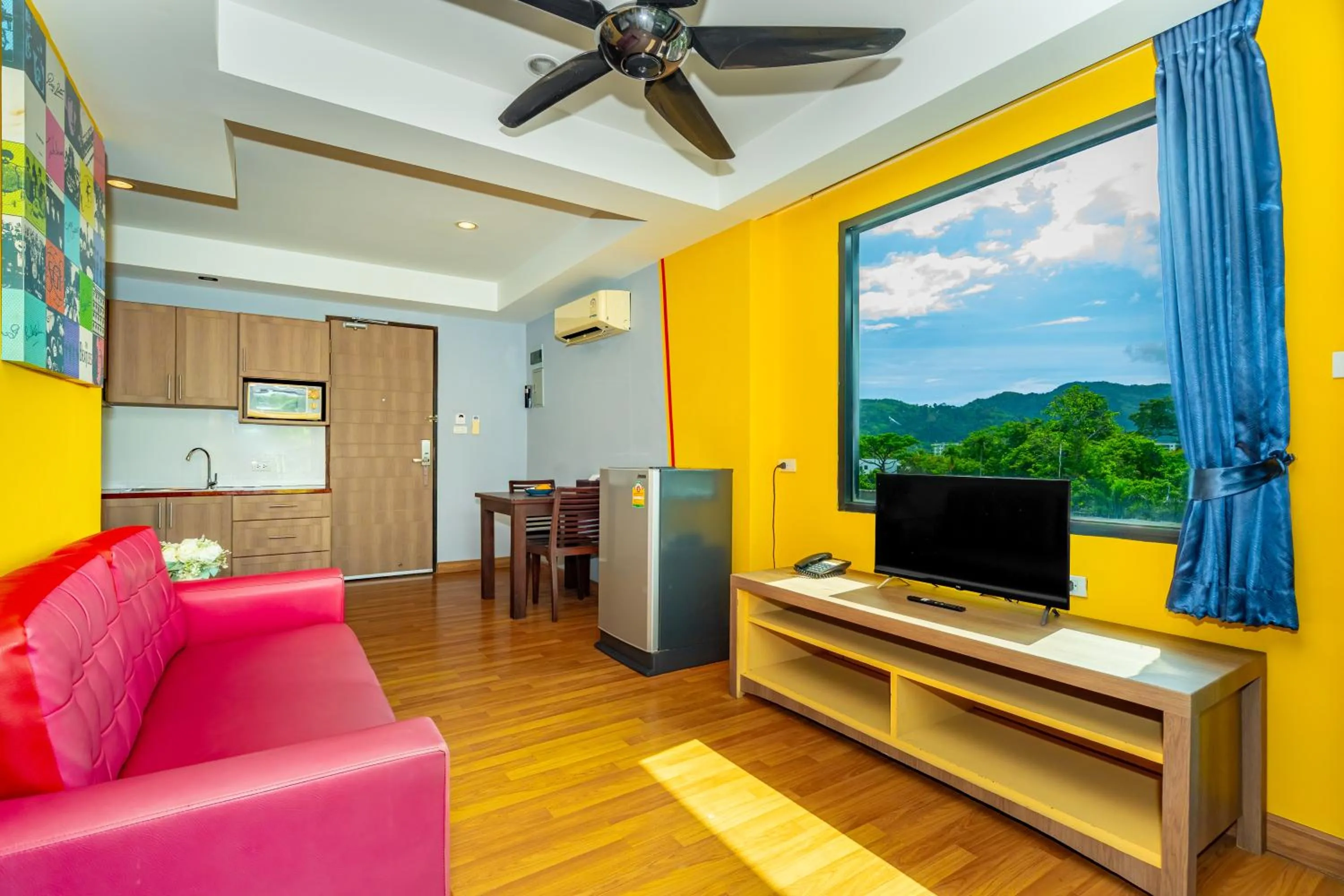 TV and multimedia in Anchan Boutique Hotel