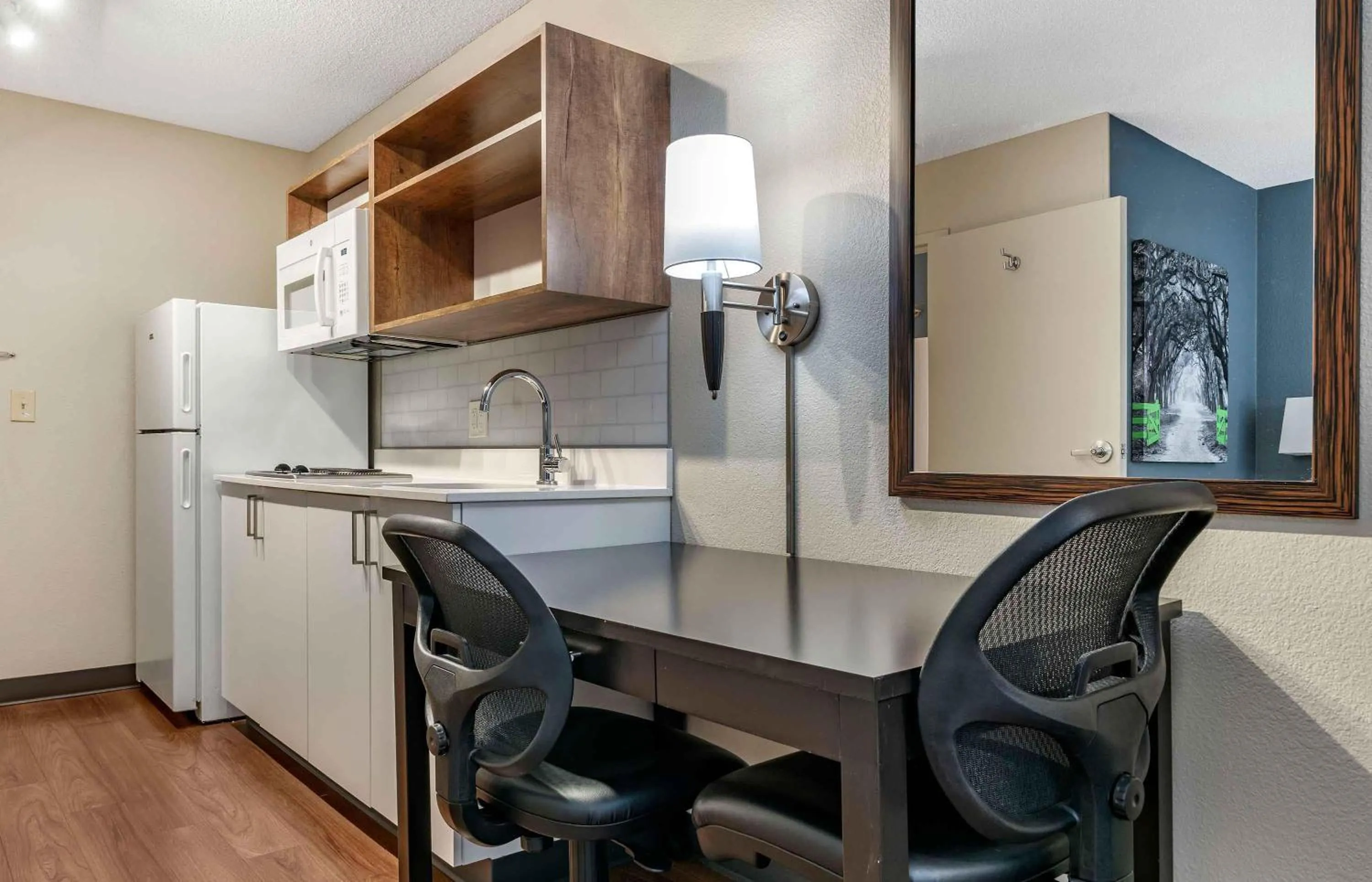 Kitchen or kitchenette in Extended Stay America Premier Suites - Oakland - Alameda