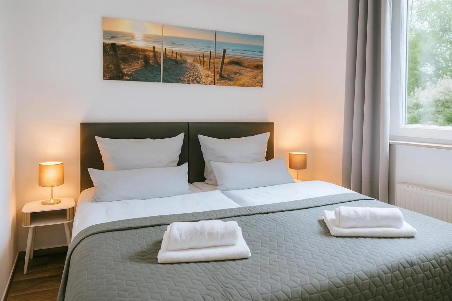 Bed in Hotel Schneider-Hof self check-in kostenlos Parken nähe Golfplatz und Vitasol