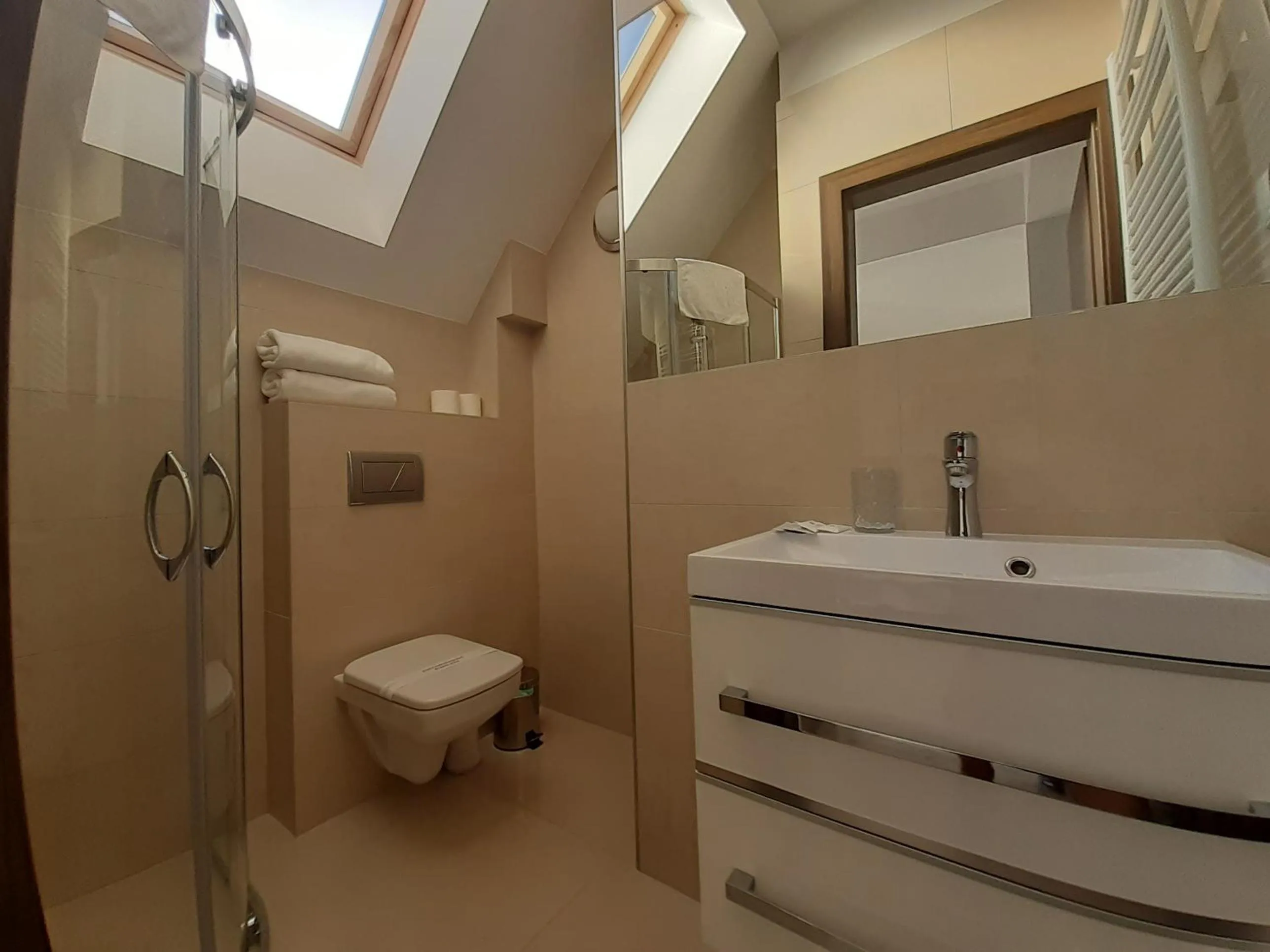 Bathroom in Willa Trawers