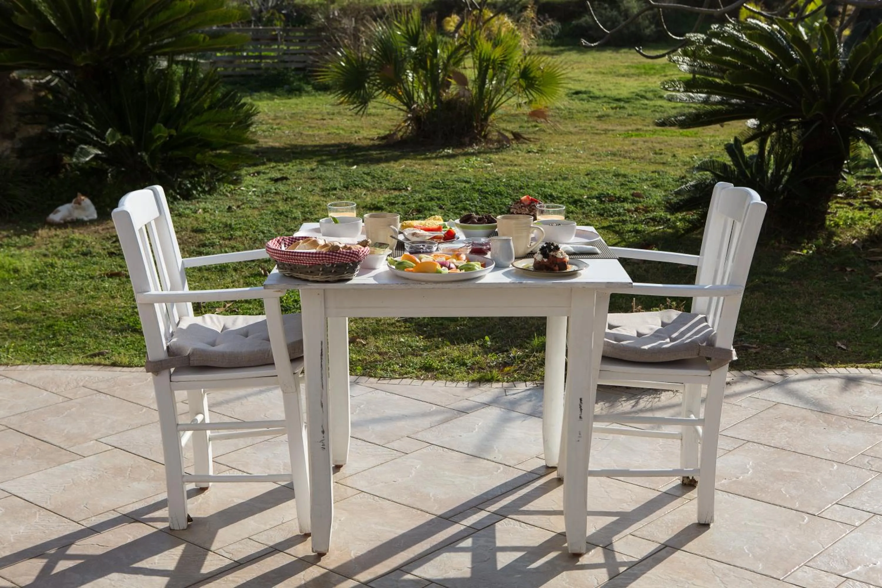 Day in Arodamos Studios & Apts