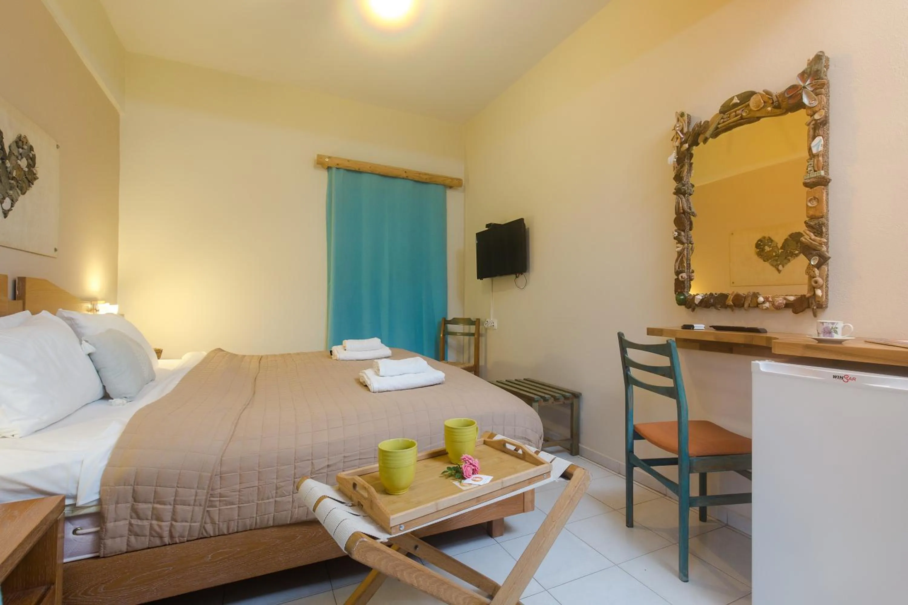 Bed in Arodamos Studios & Apts