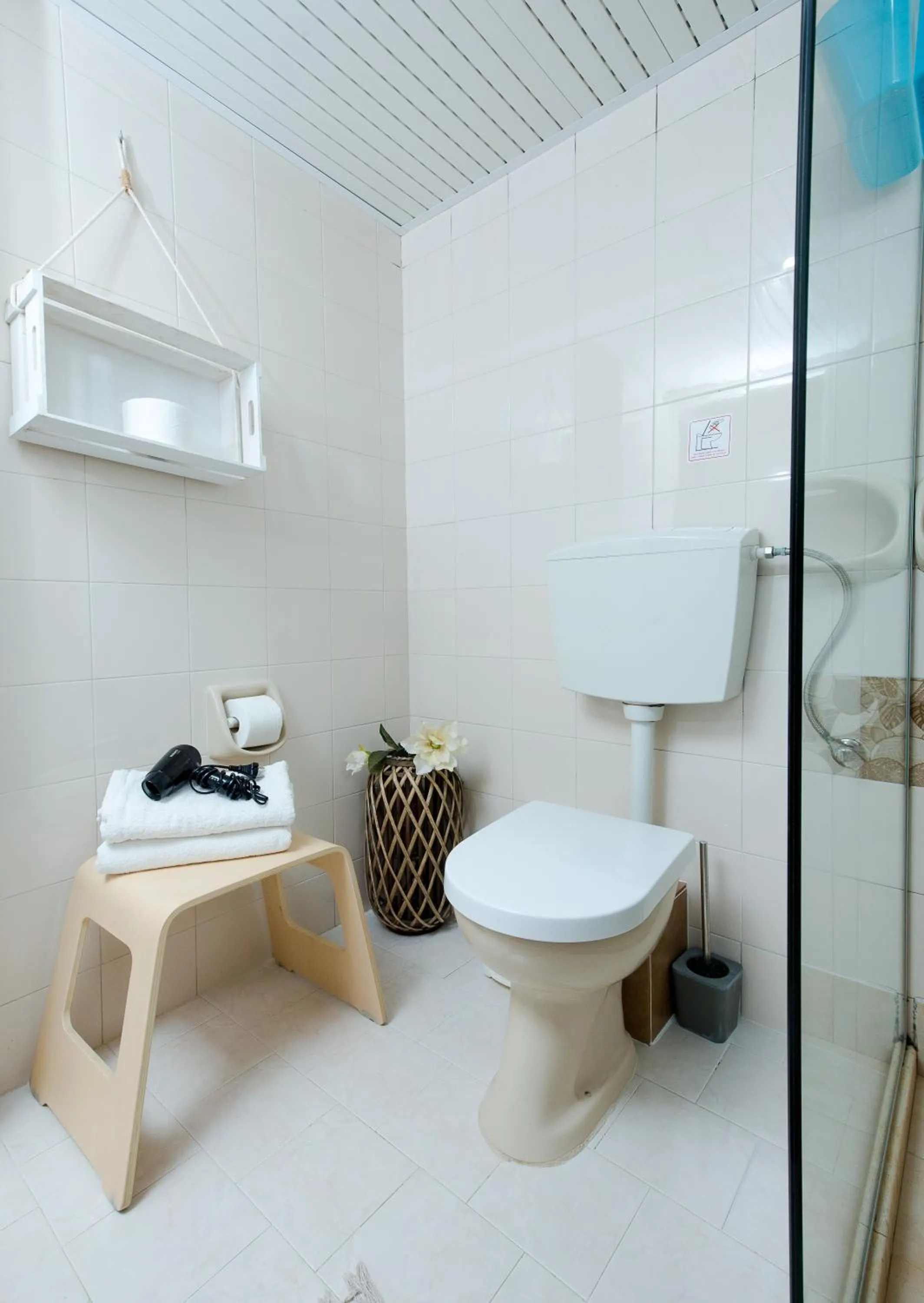 Toilet in Arodamos Studios & Apts