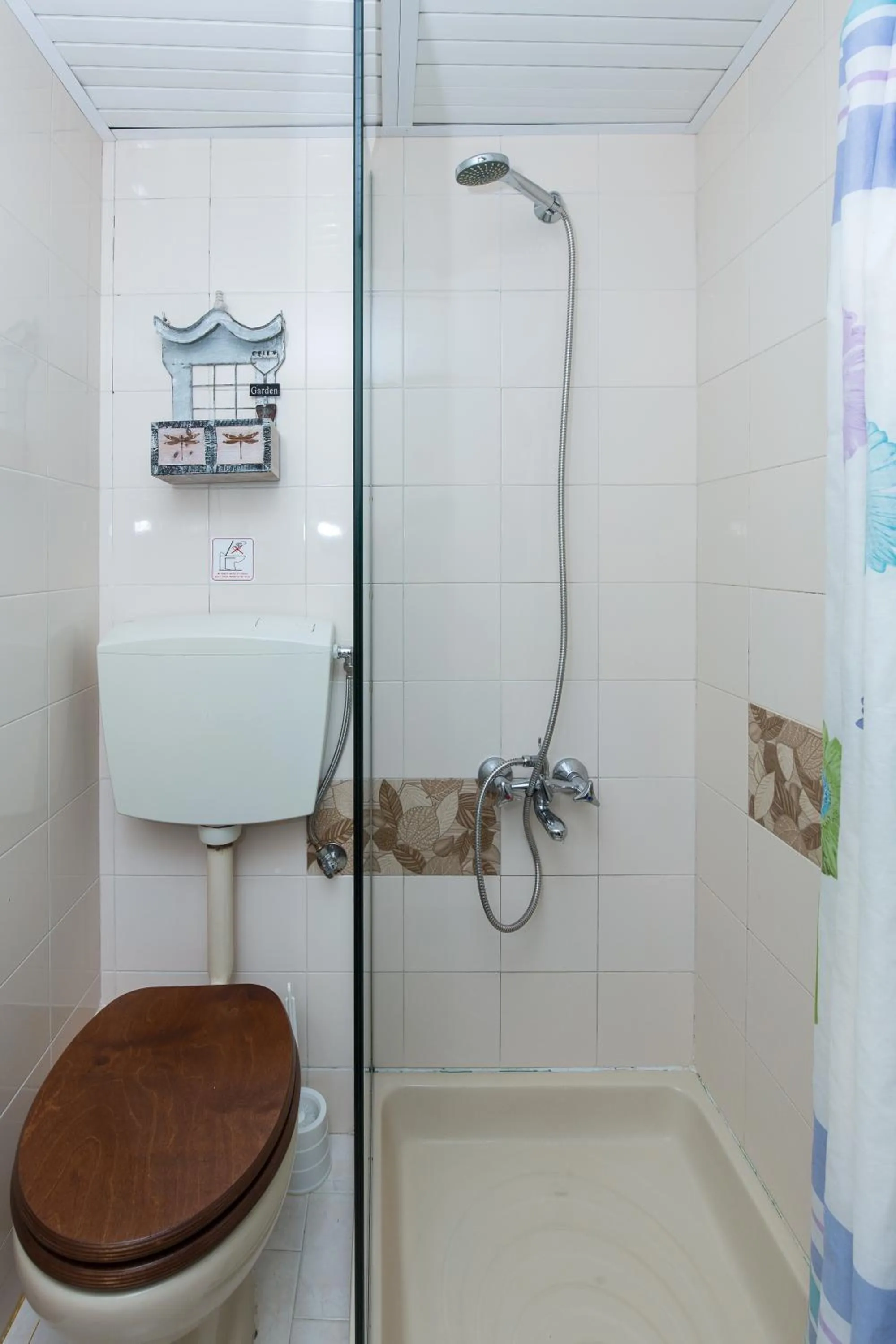 Bathroom in Arodamos Studios & Apts