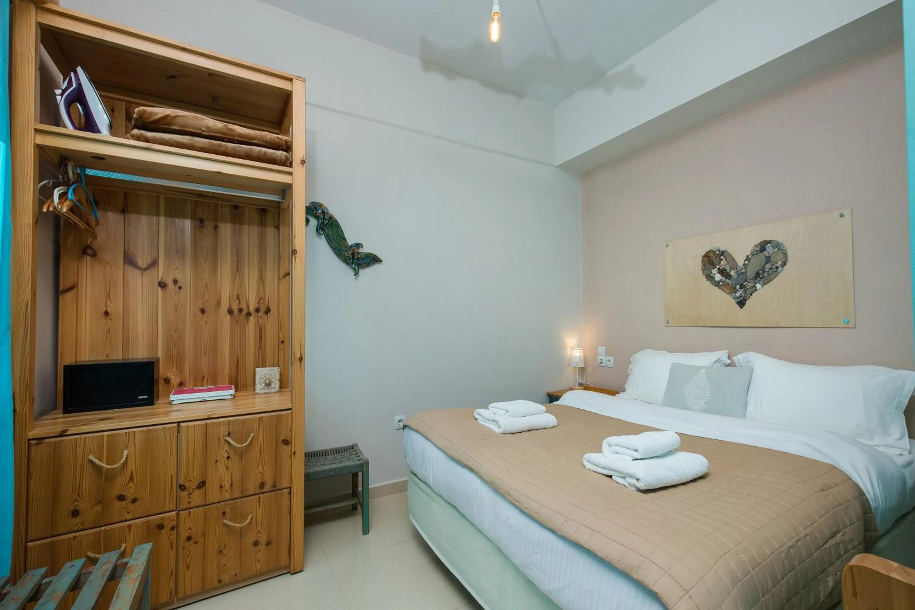 Bed in Arodamos Studios & Apts