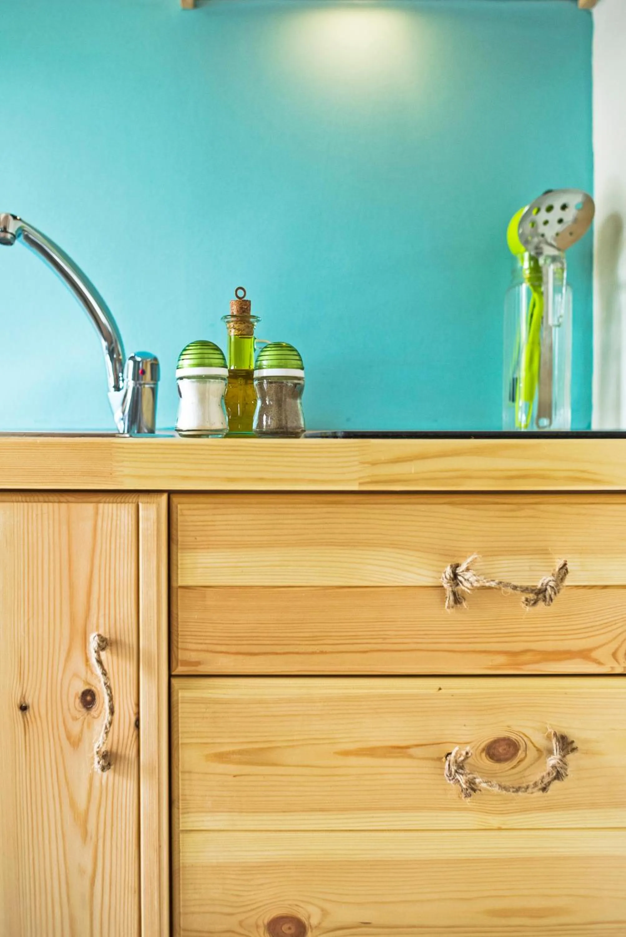 Coffee/tea facilities in Arodamos Studios & Apts