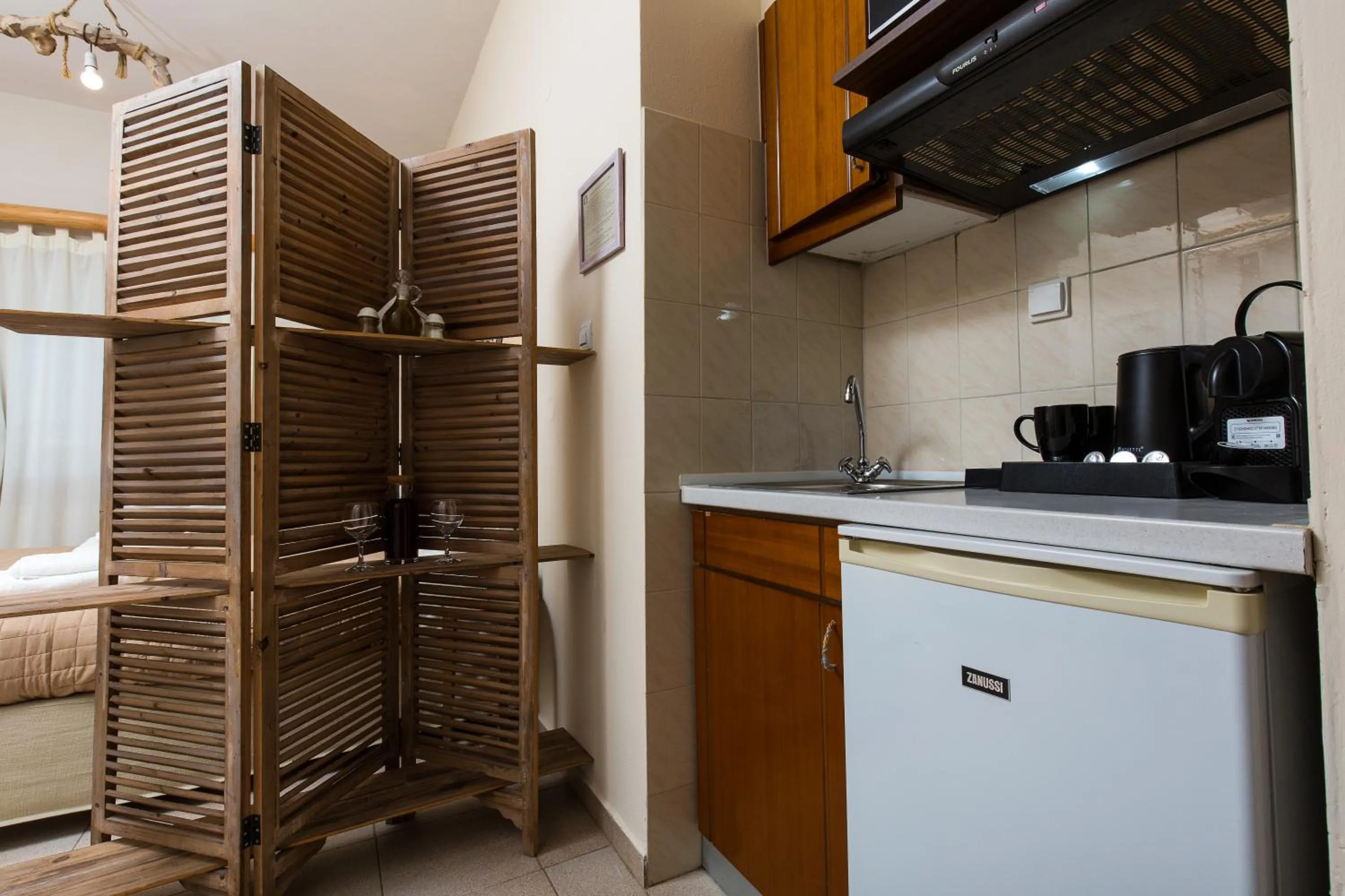 stove in Arodamos Studios & Apts