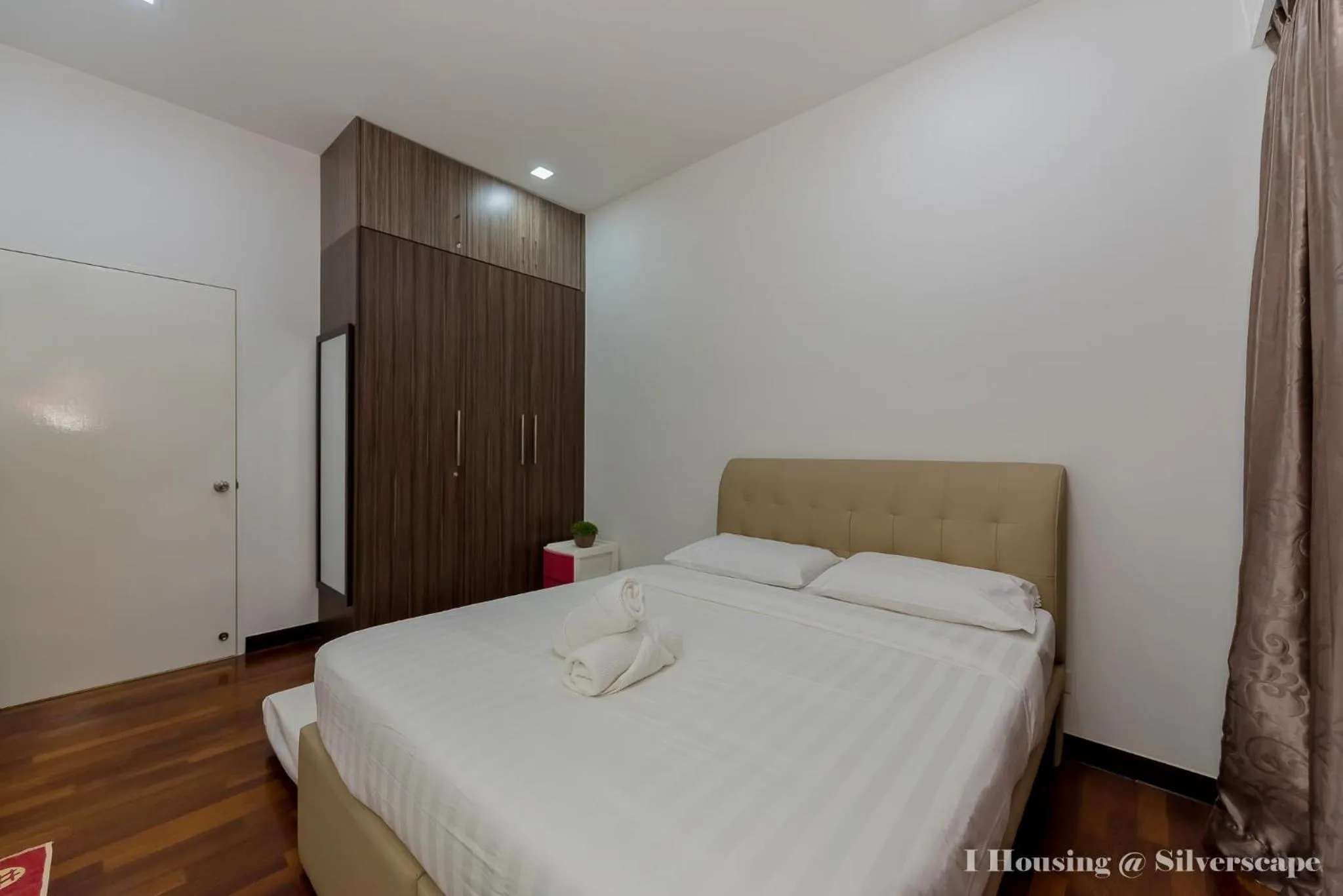 Bed in Silverscape Deluxe Melaka by I Housing