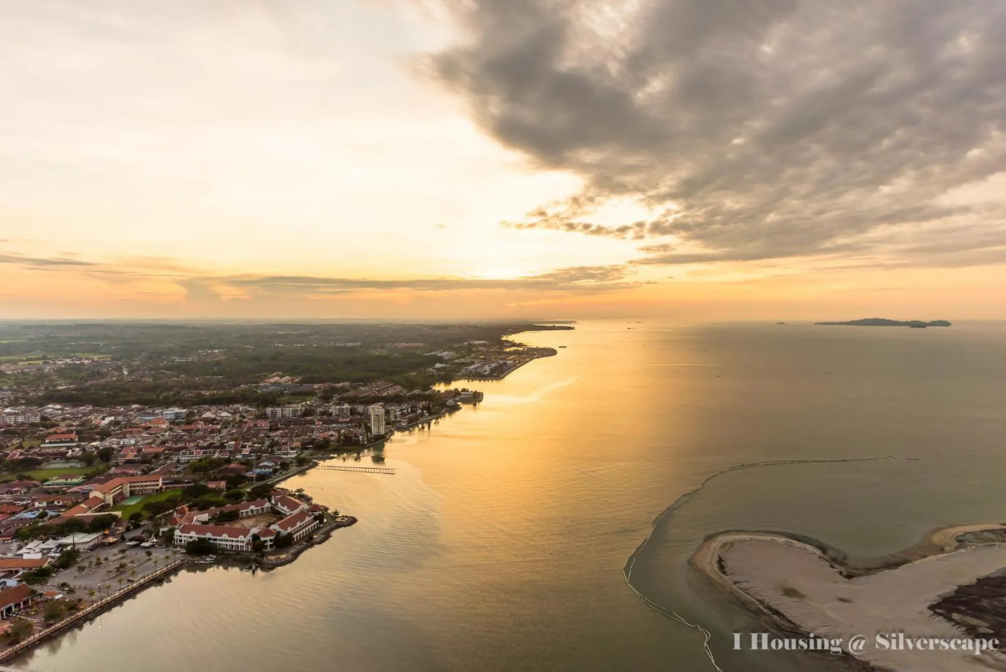 Silverscape Deluxe Melaka by I Housing
