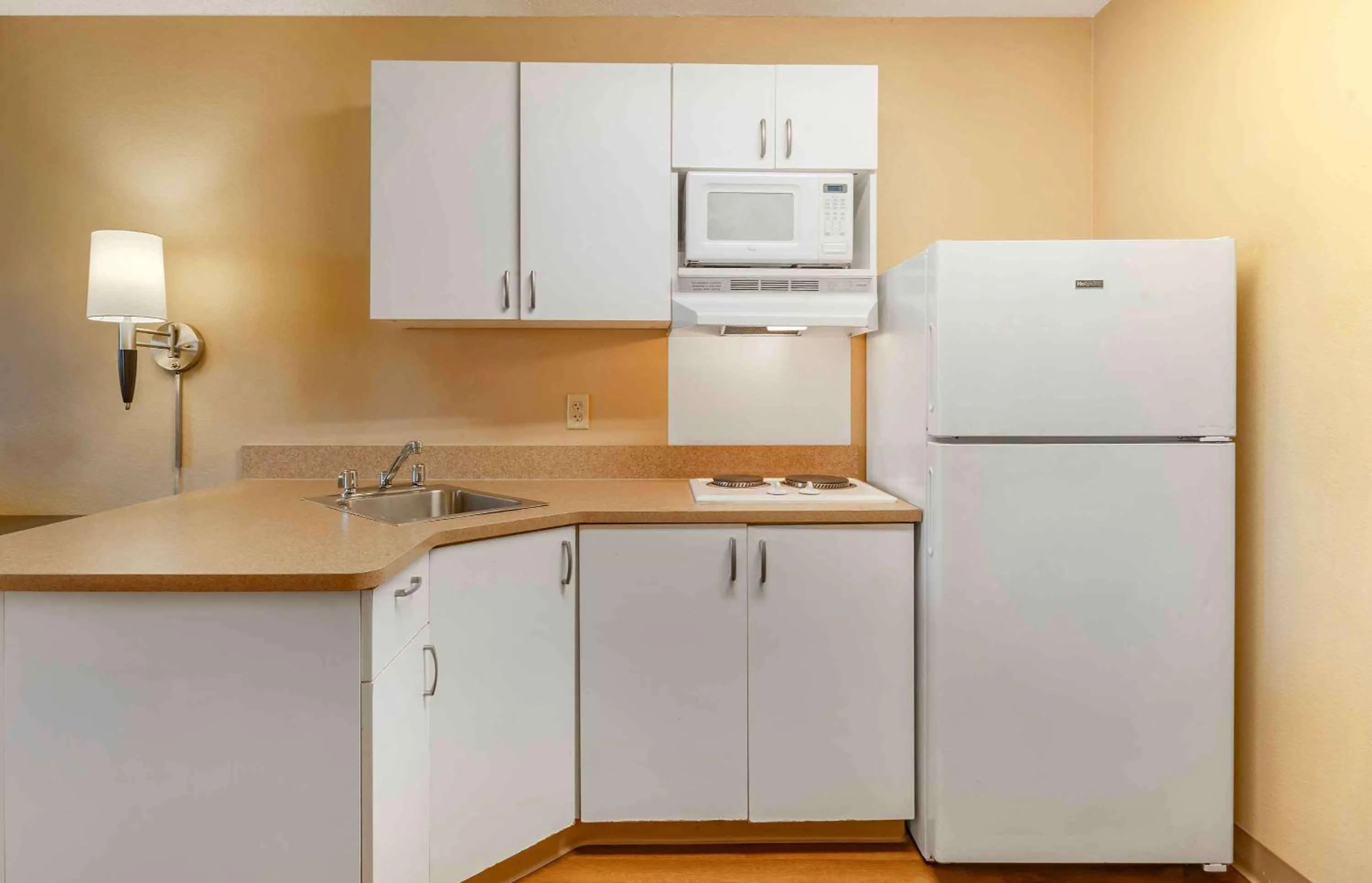 Bedroom in Extended Stay America Suites - Oakland - Emeryville