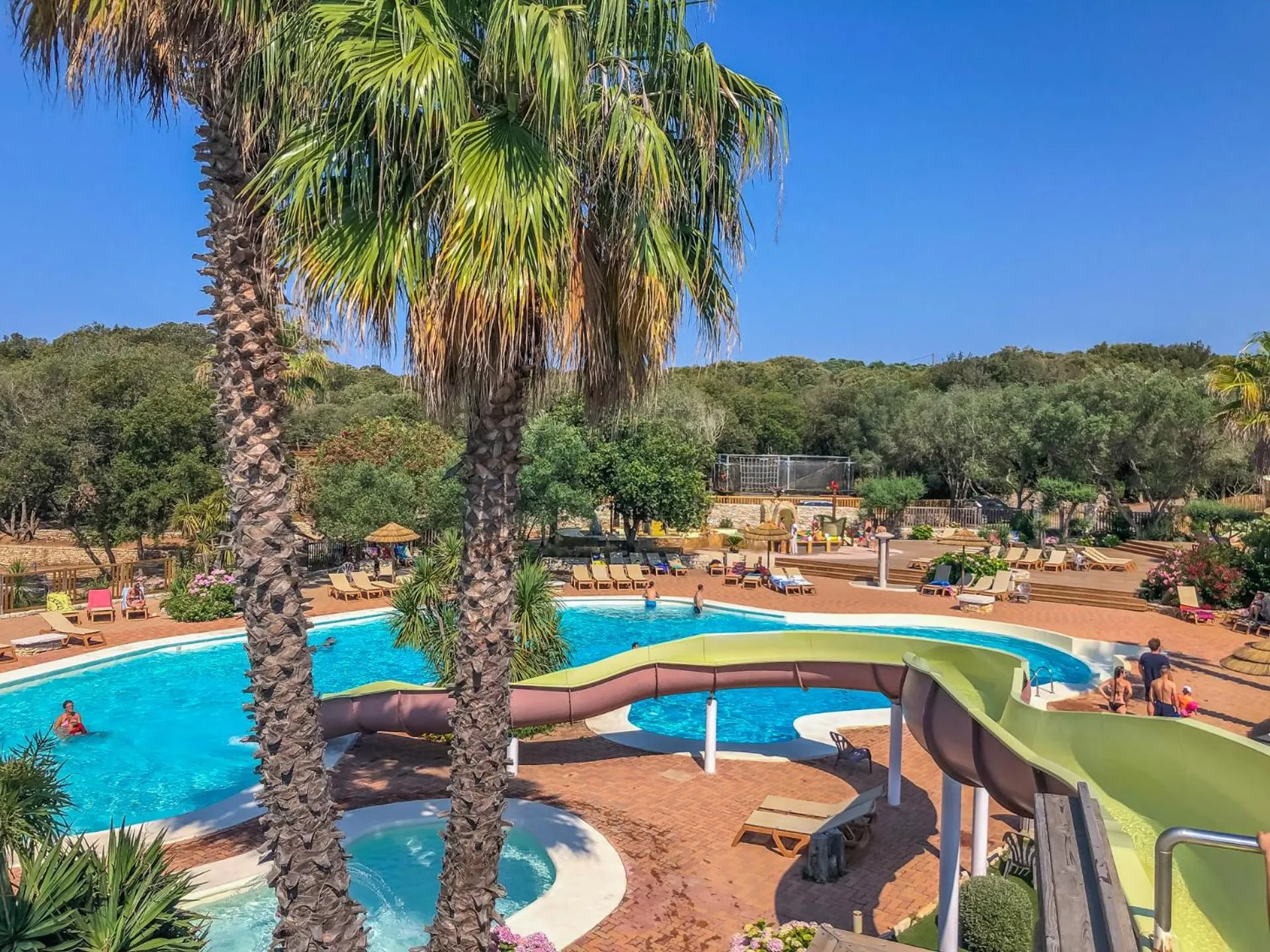 Swimming pool in Les Suites De Pertamina