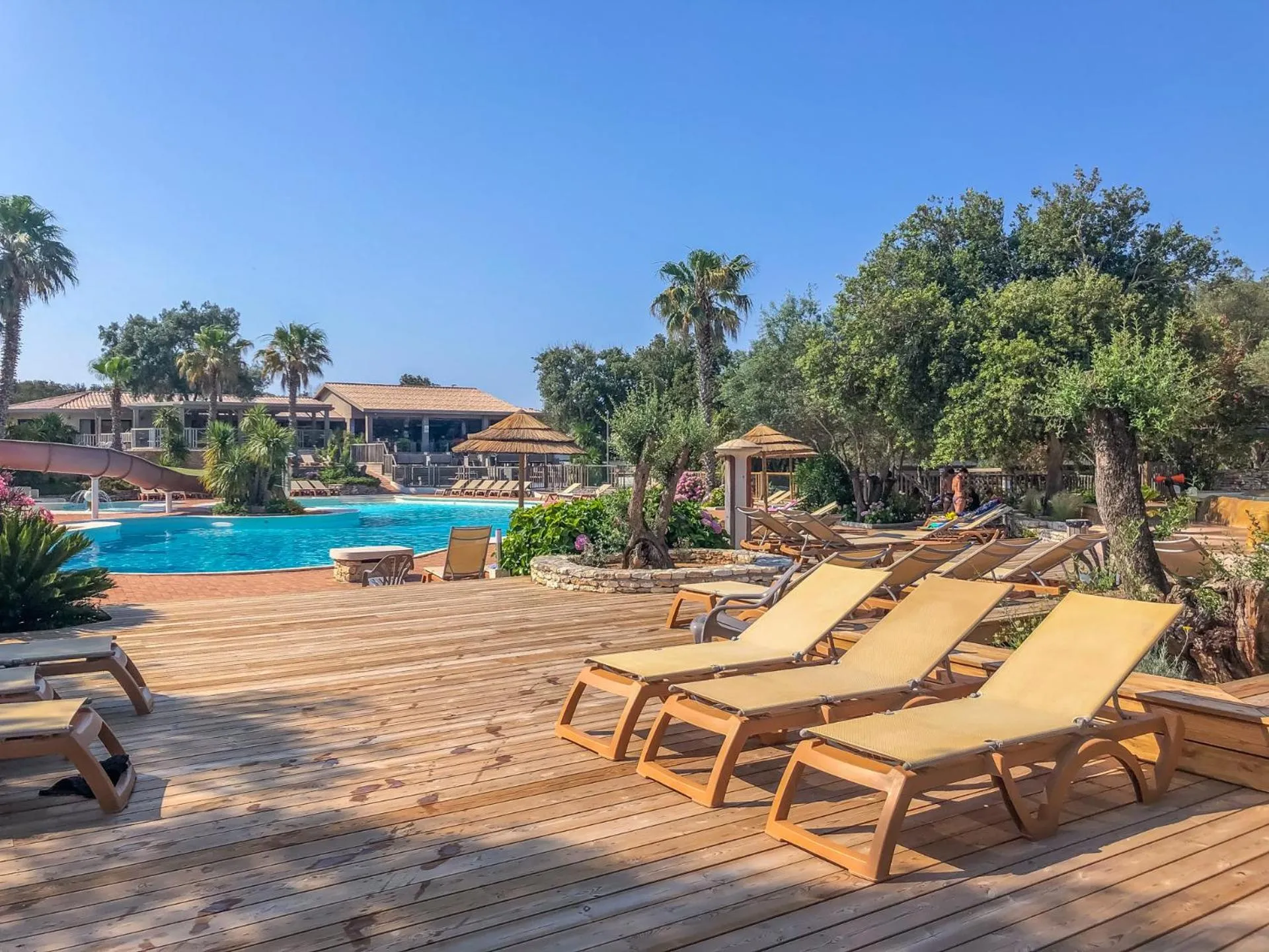 Swimming pool in Les Suites De Pertamina