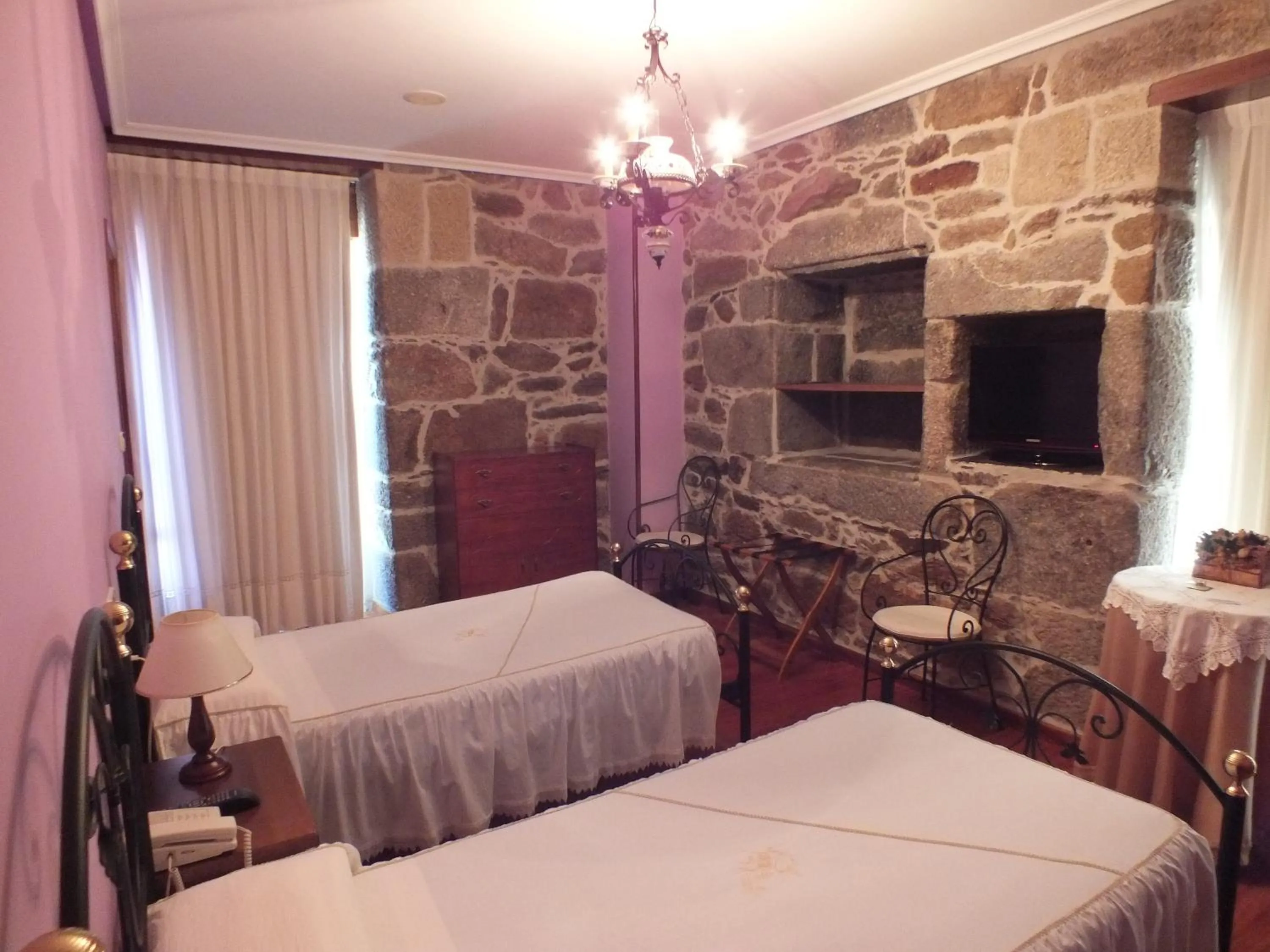 Double or Twin Room - single occupancy in Hotel Pousada Vicente Risco