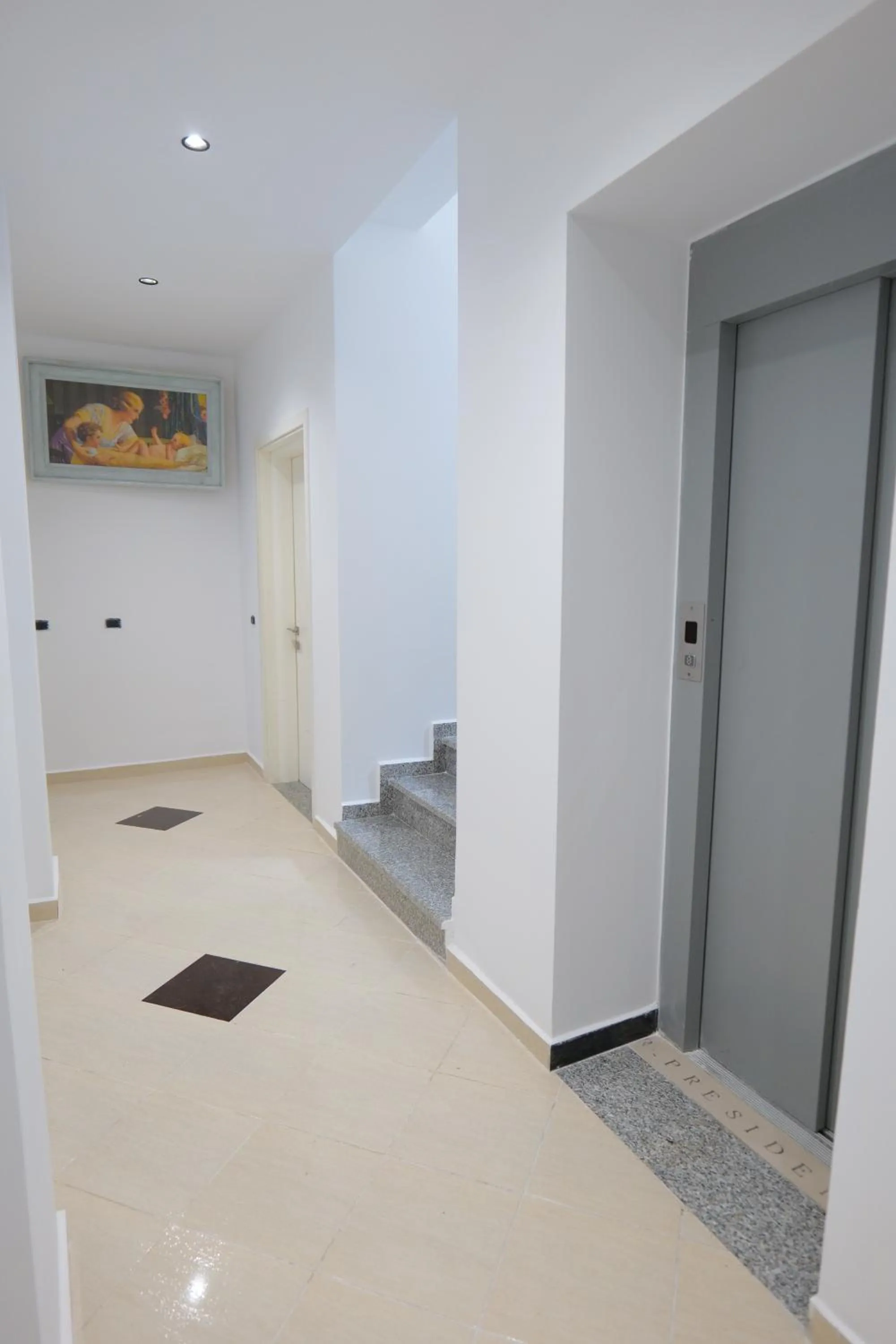 Facade/entrance in Hotel Dior