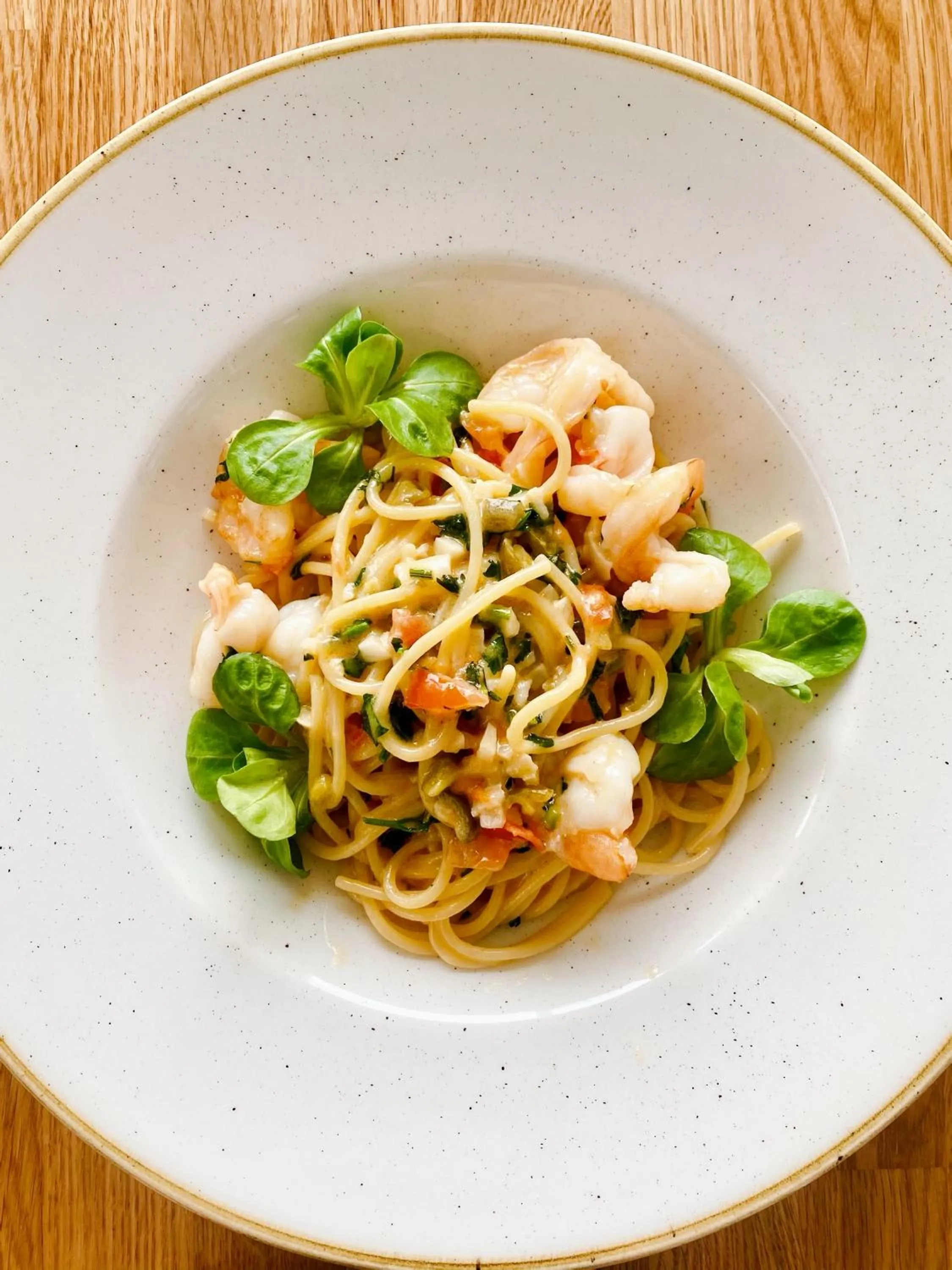 Food in Hotel Port 110