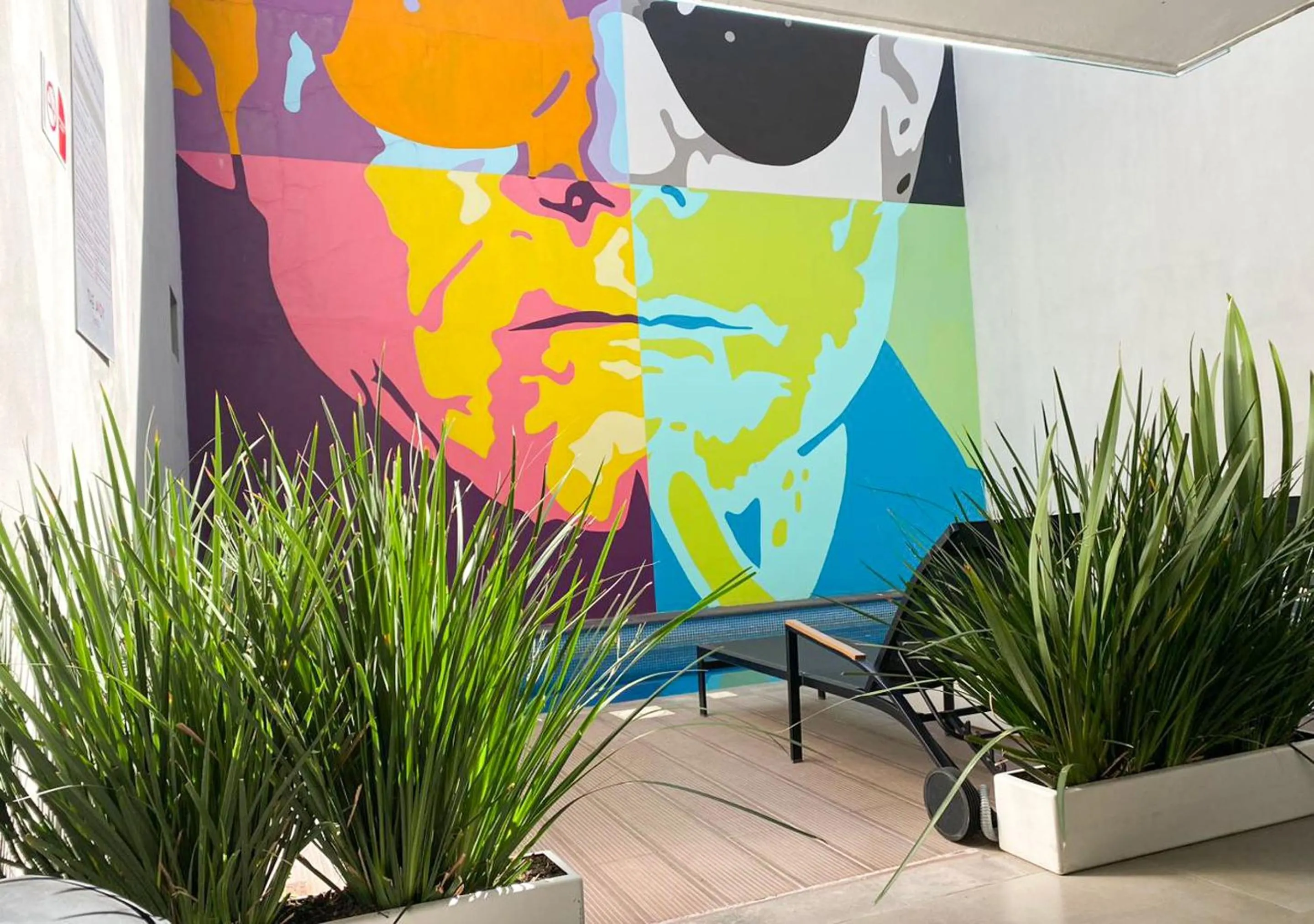 Swimming pool in La Casona Que Encanta antes The Andy Hotel