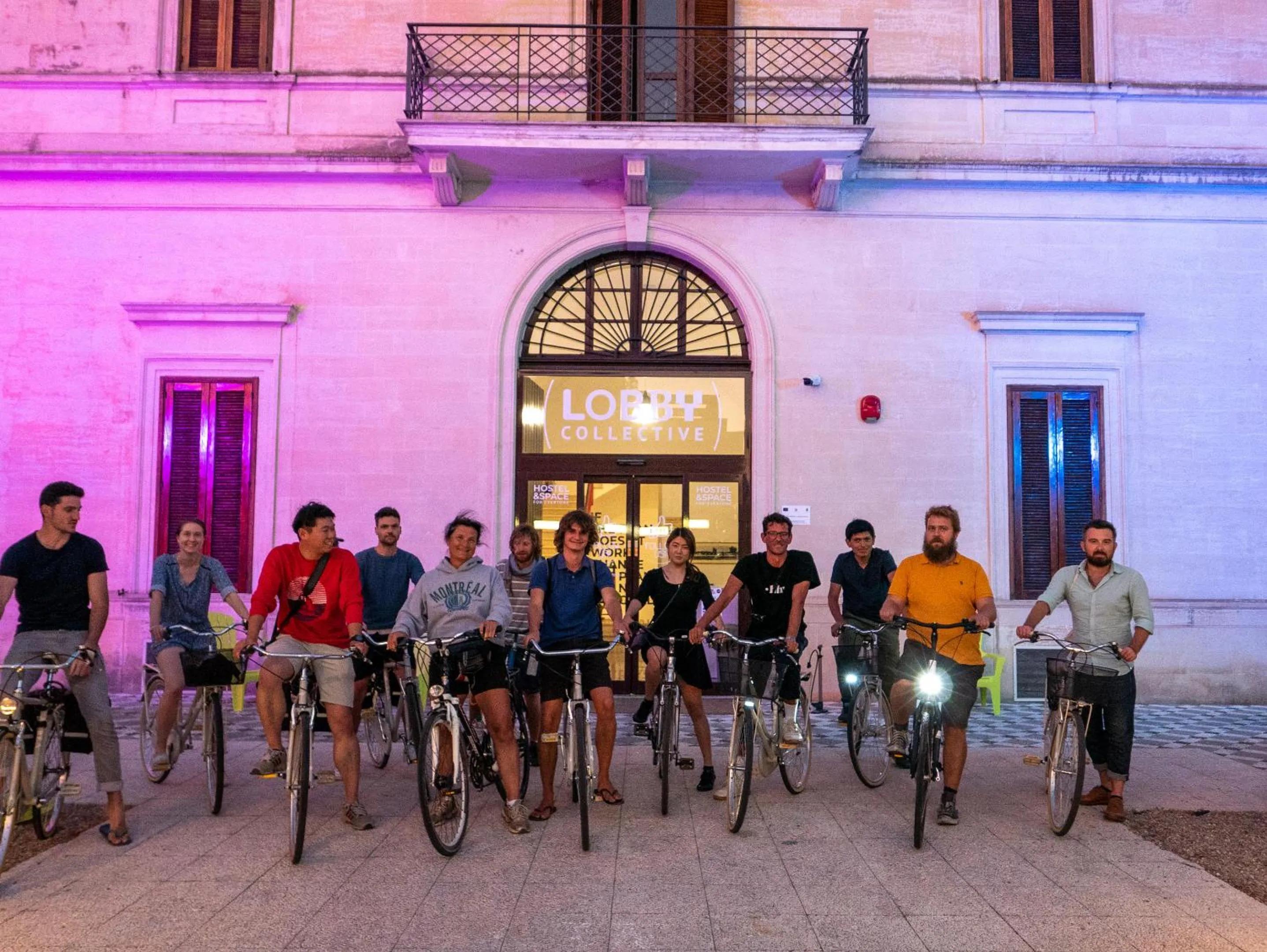 Facade/entrance in Lobby Collective Hostel - Lecce