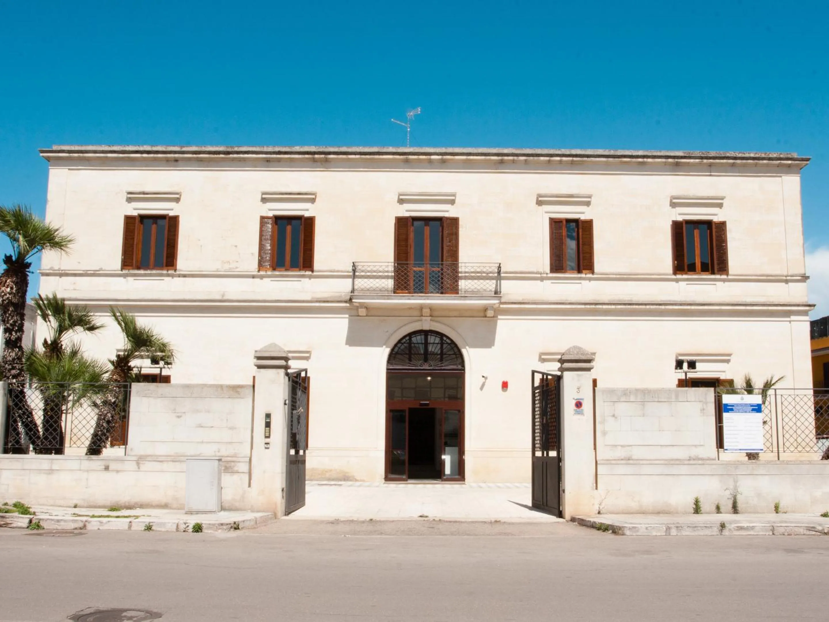 Property building in Lobby Collective Hostel - Lecce