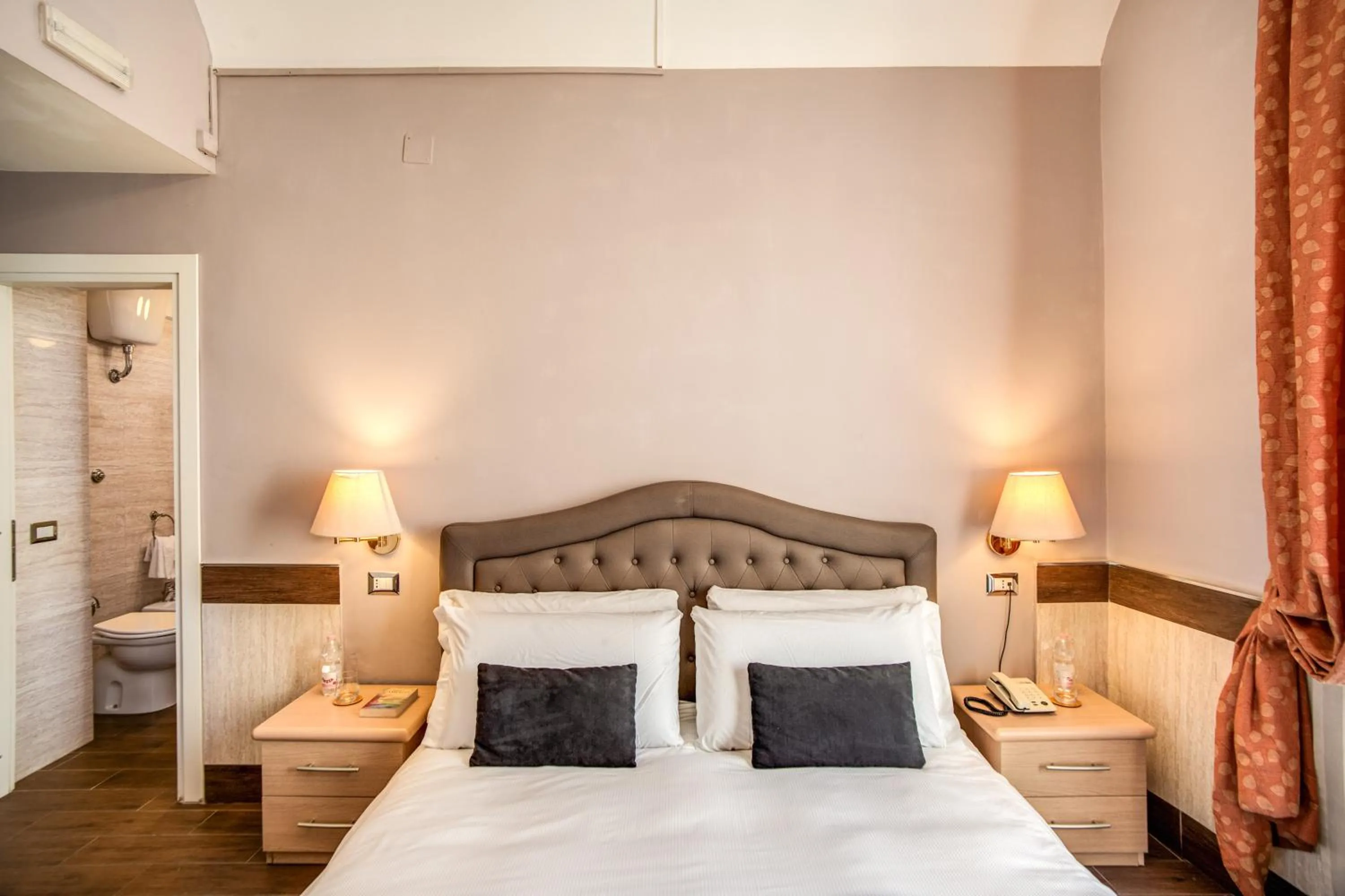 Bedroom, Bed in Hotel San Valentino