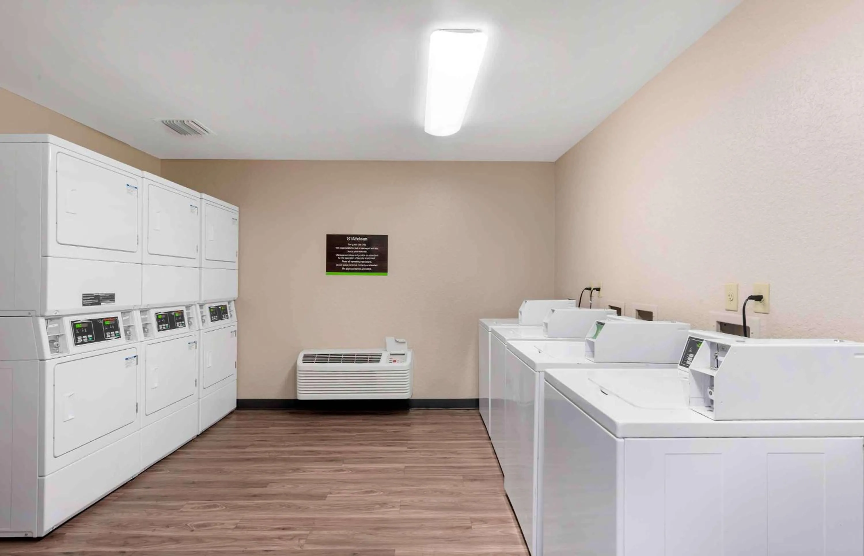 Property building in Extended Stay America Premier Suites - Miami - Downtown Brickell - Cruise Port