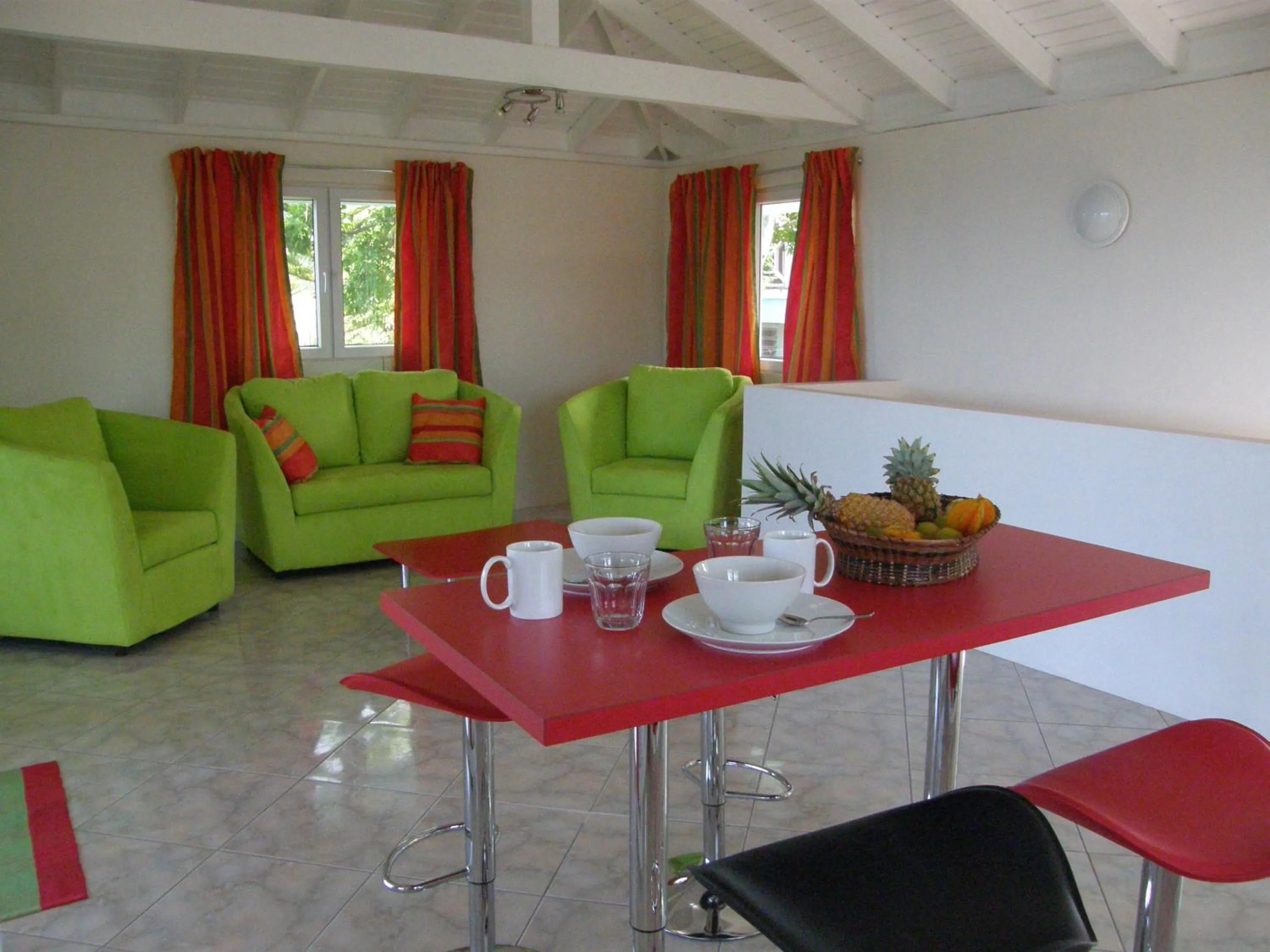Living room in Tamarind Tree Hotel