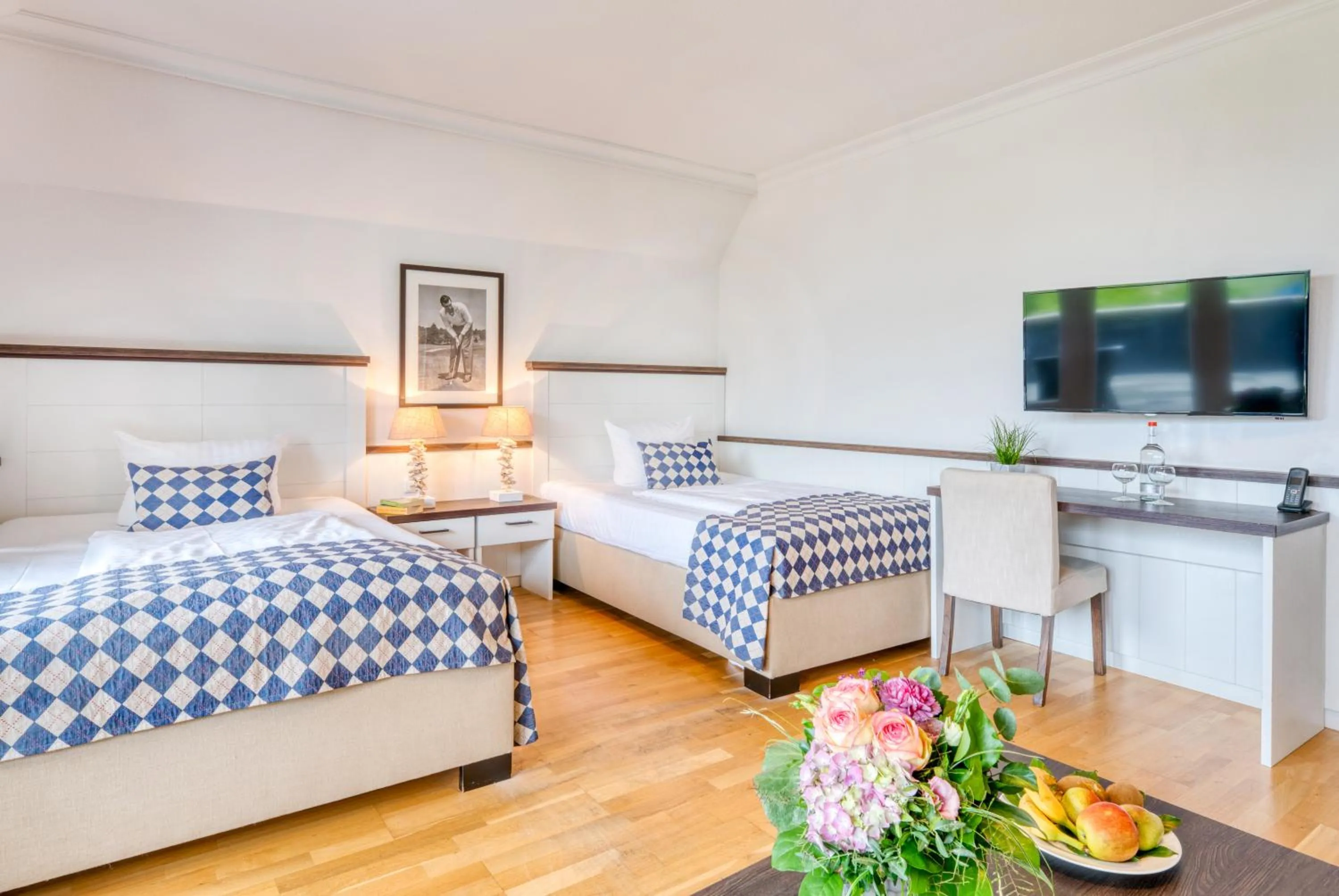 Photo of the whole room, Bed in Strandgrün Golf- & Spa Resort