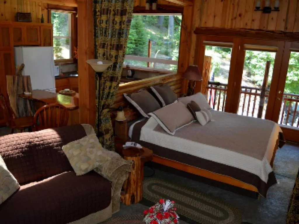 Bedroom, Bed in LANZAROTTA Bed and Breakfast close to Eugene