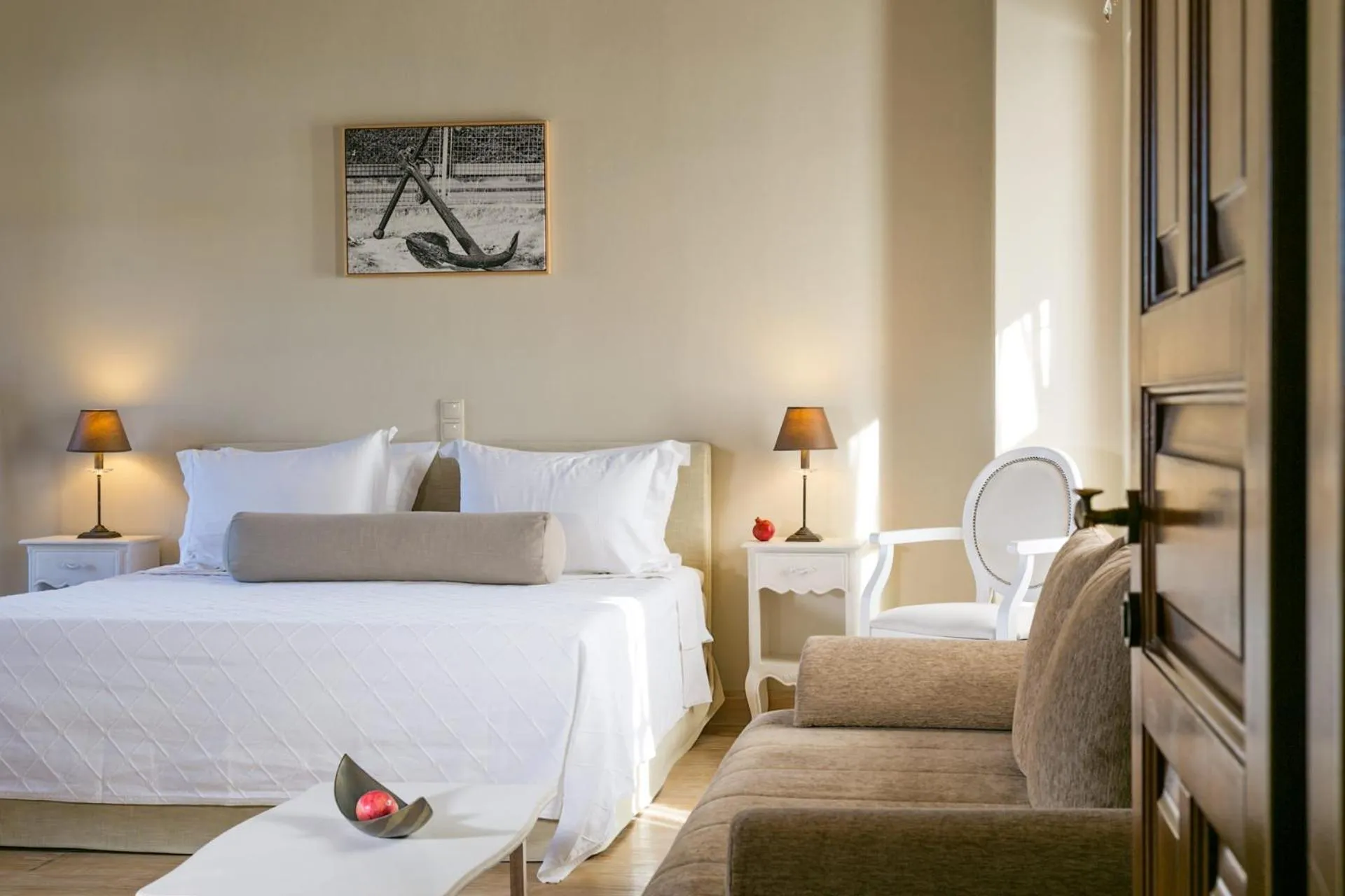 Bed in Mare Monte Luxury Suites