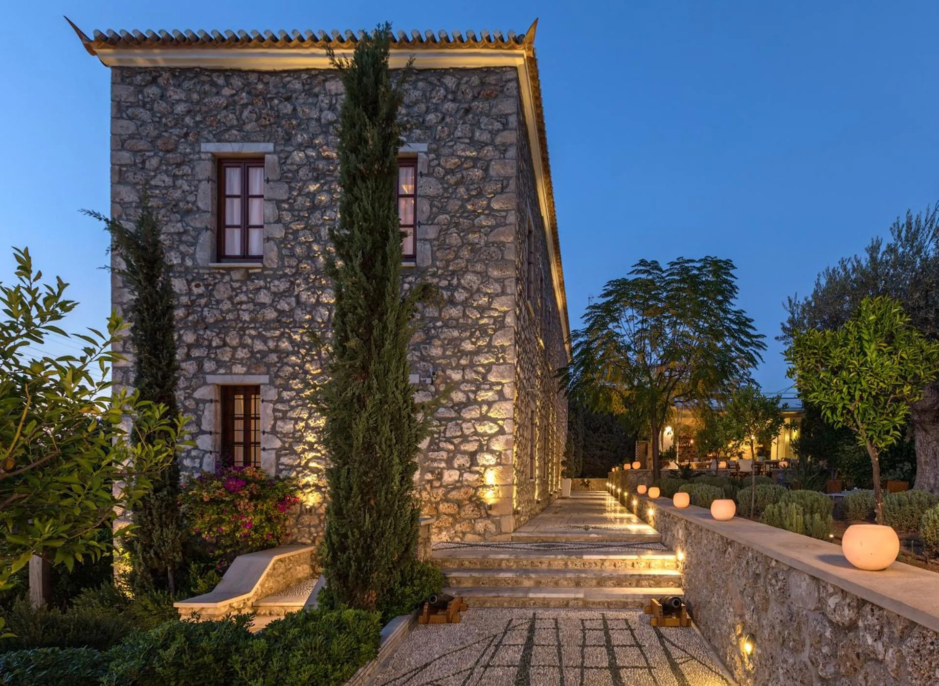 Mare Monte Luxury Suites